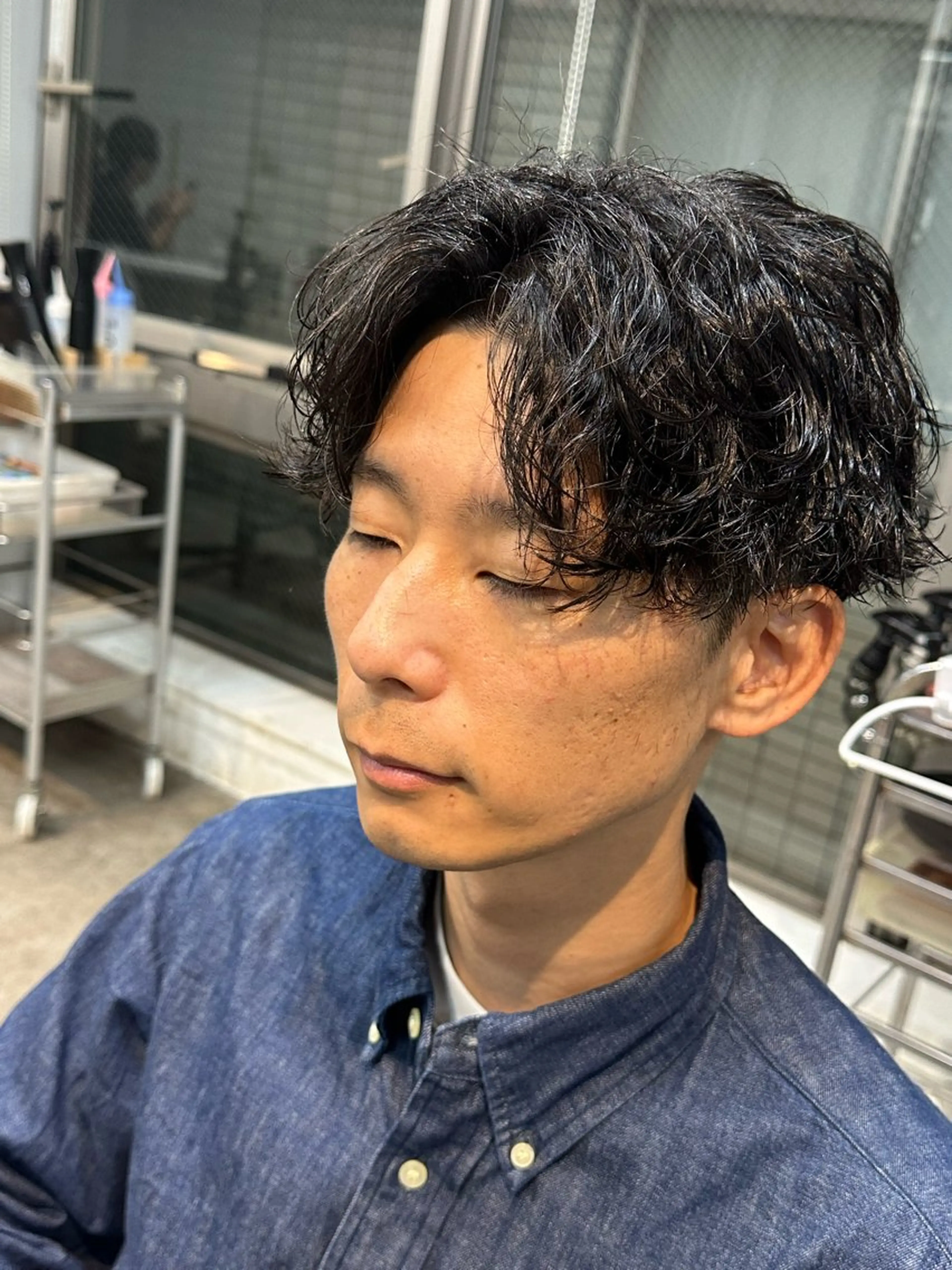 パーマ メンズ フェザーパーマ マッシュ メンズパーマ 学生（メンズ向け） メンズツイストパーマ fifth men's原宿所属・fifth/原宿/ シャドウパーマ/カズのヘアスタイル