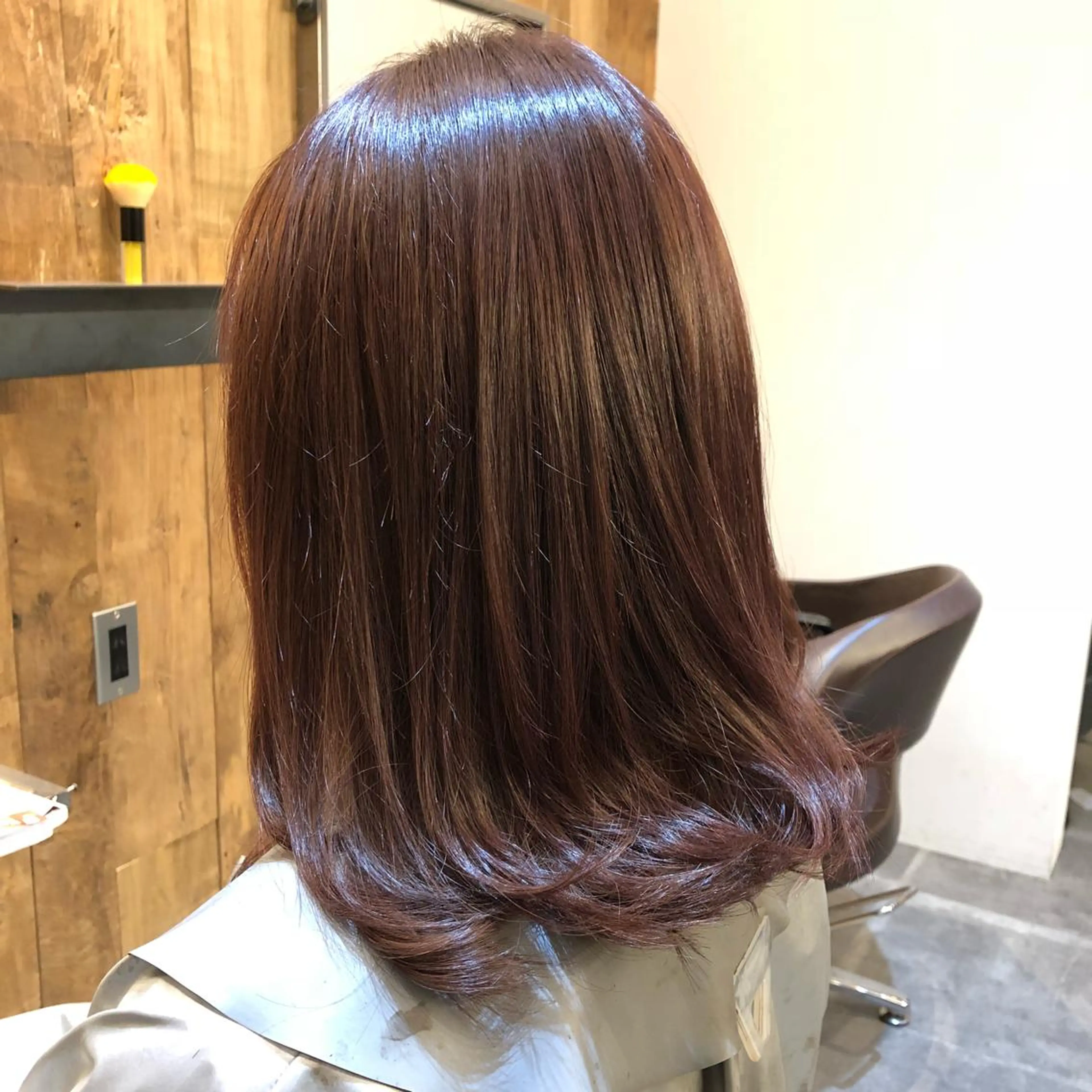 ミディアム カラー 外ハネヘア カット トリートメント neon  hair亀戸店所属・🌈neonhair 透明感✨カラー🌈のヘアスタイル