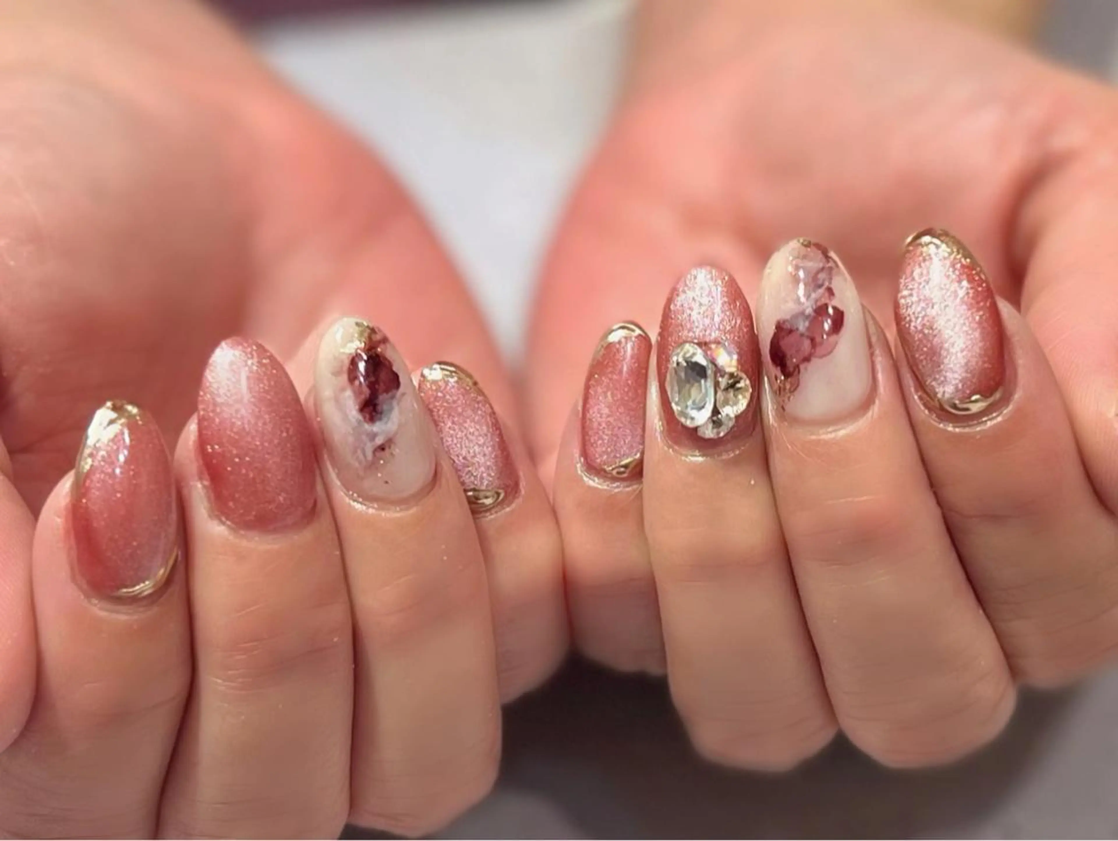 ネイル ハンドネイル Revia所属・Revia おおだちあやなのネイルデザイン