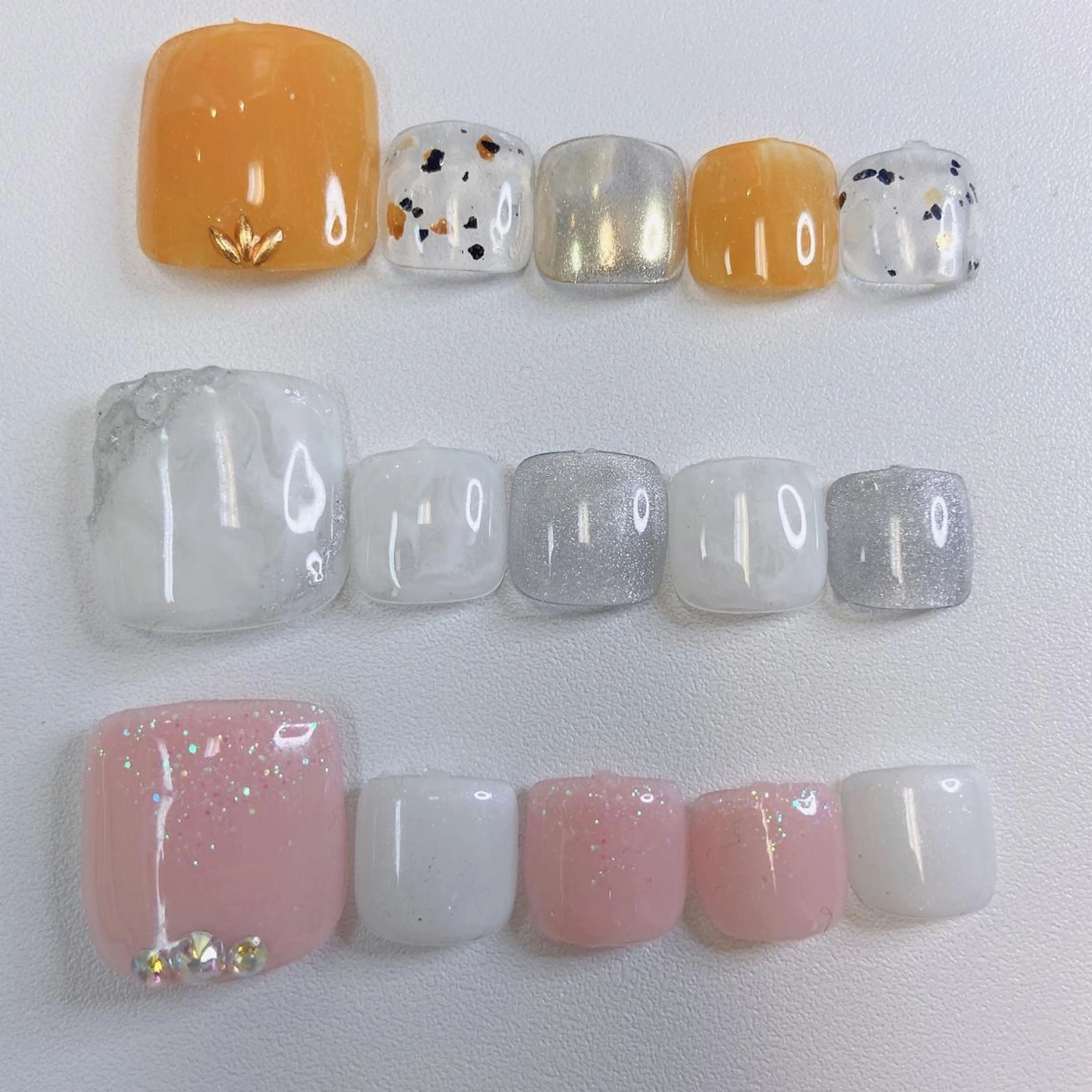 ネイル フットネイル シンプルネイル フットネイル 402❤︎ Hikariのネイルデザイン
