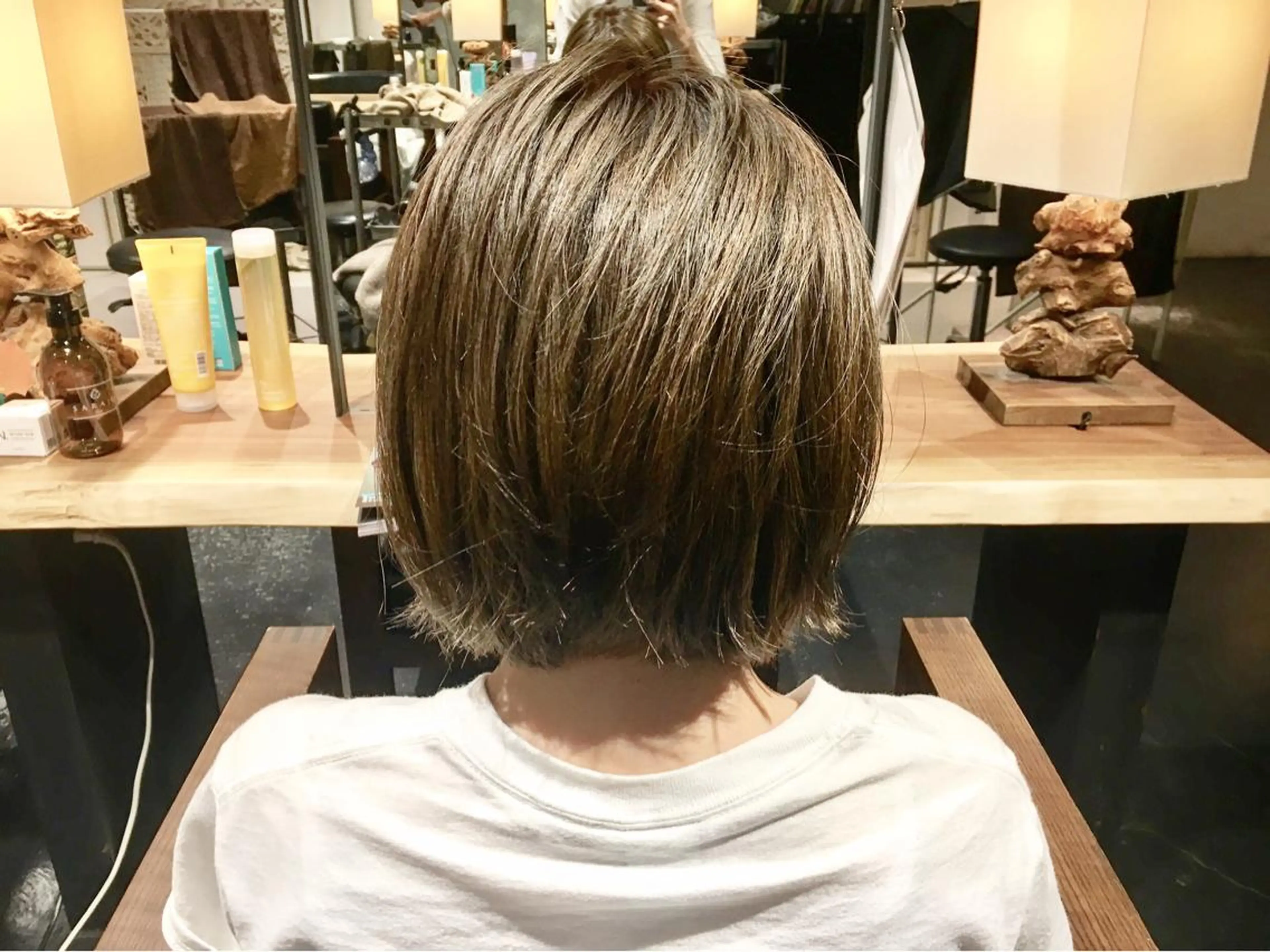 ショート カラー アッシュ ボブ 【ヌーベルバレ】 ゆきみのヘアスタイル