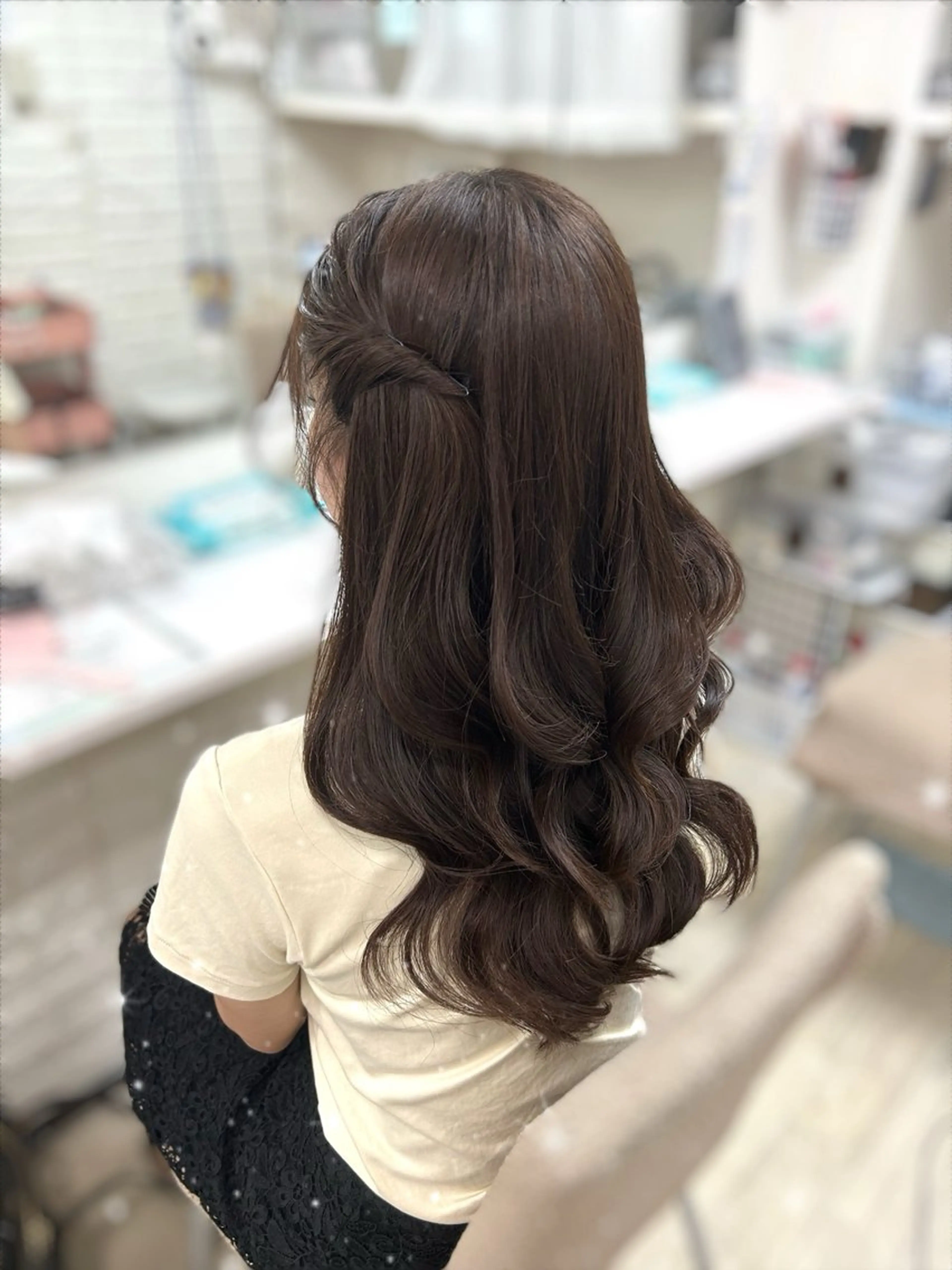 【早朝ヘアセット】⭐️8:00​〜​9:00まで⭐️の写真