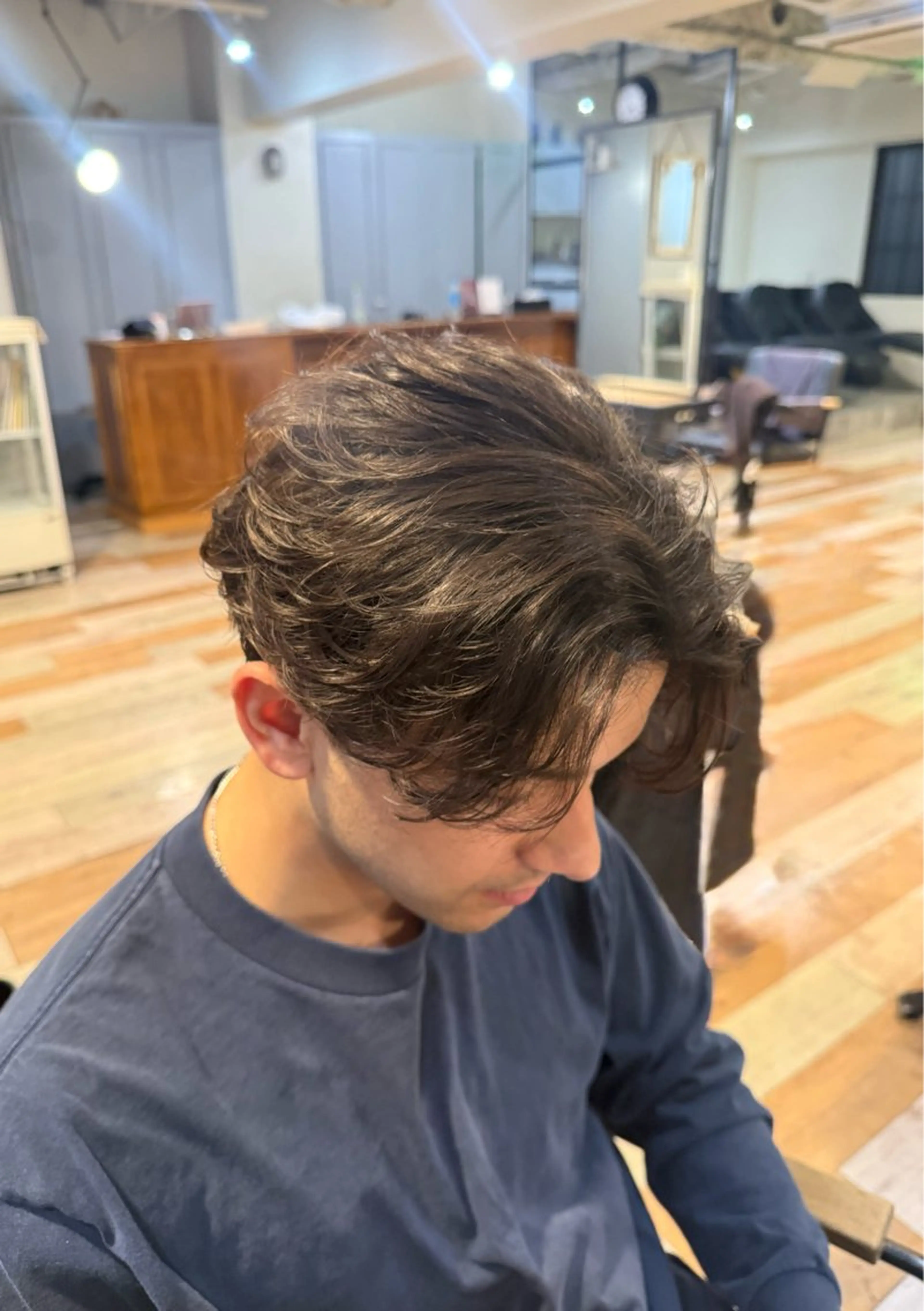 ショート パーマ メンズ センターパート フェザーパーマ メンズパーマ カット パーマ メンズカット/パーマ 艶カラーTAIGA︎のヘアスタイル