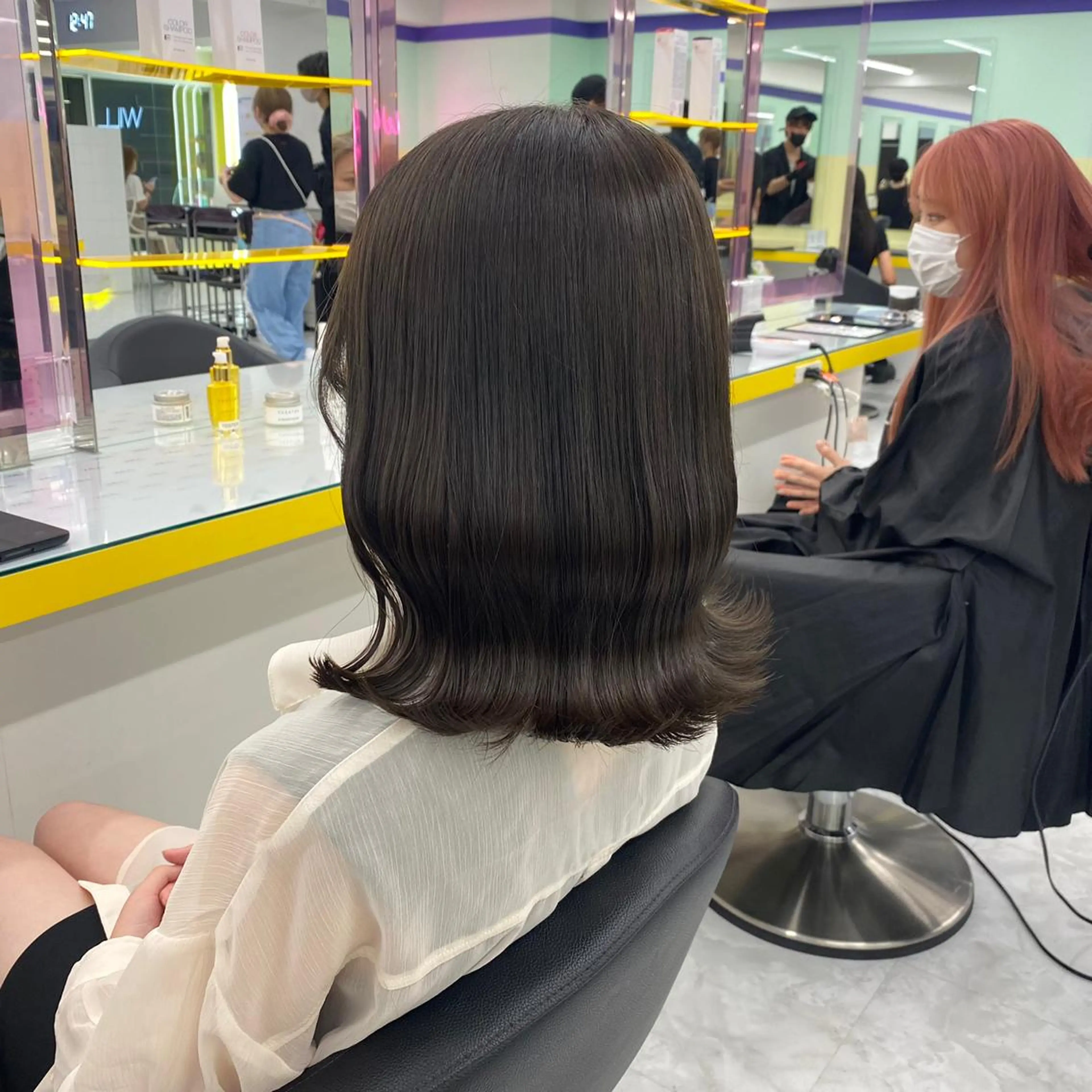 ショート カラー パーマ ヘアアレンジ メンズ キッズ ネイル マツエク・マツパ アイブロウ ベージュカラー オリーブベージュ Lumo所属・💖横浜ブリーチなし 💖MIHOのヘアスタイル