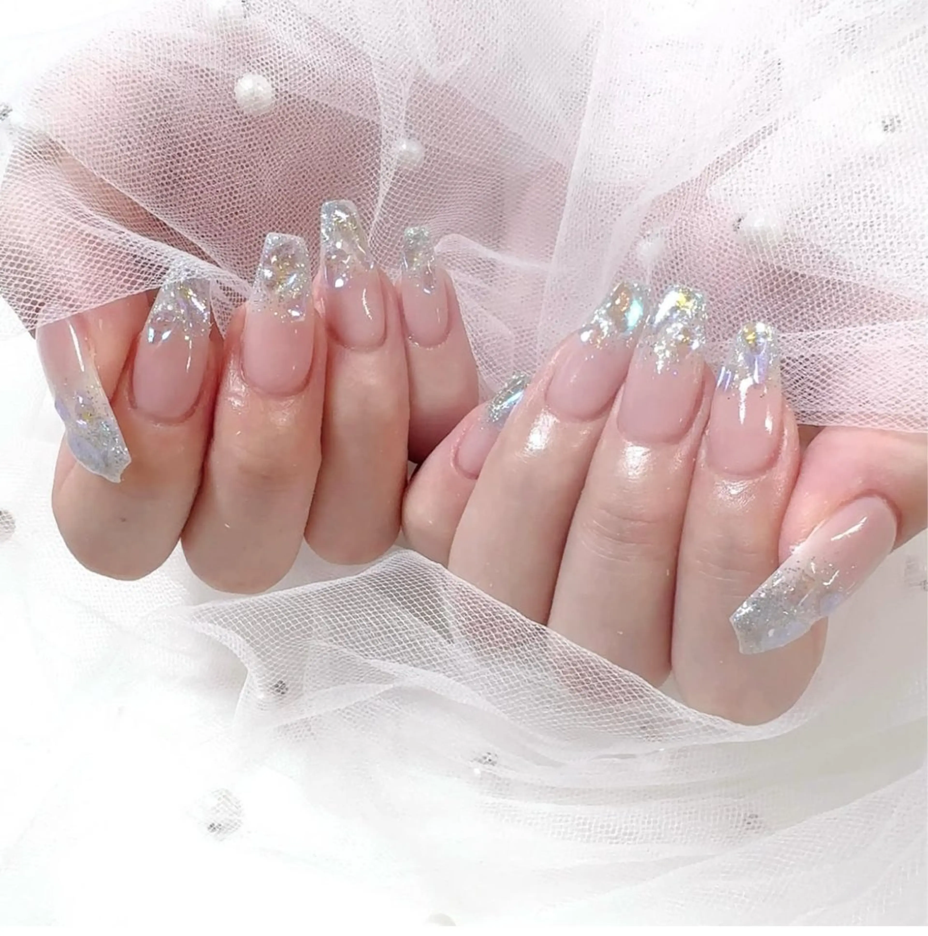 ネイル アニマル柄 オーロラネイル チークネイル フラッシュネイル ジェルネイル ハンドネイル Lina所属・Lina Nail Salonのネイルデザイン