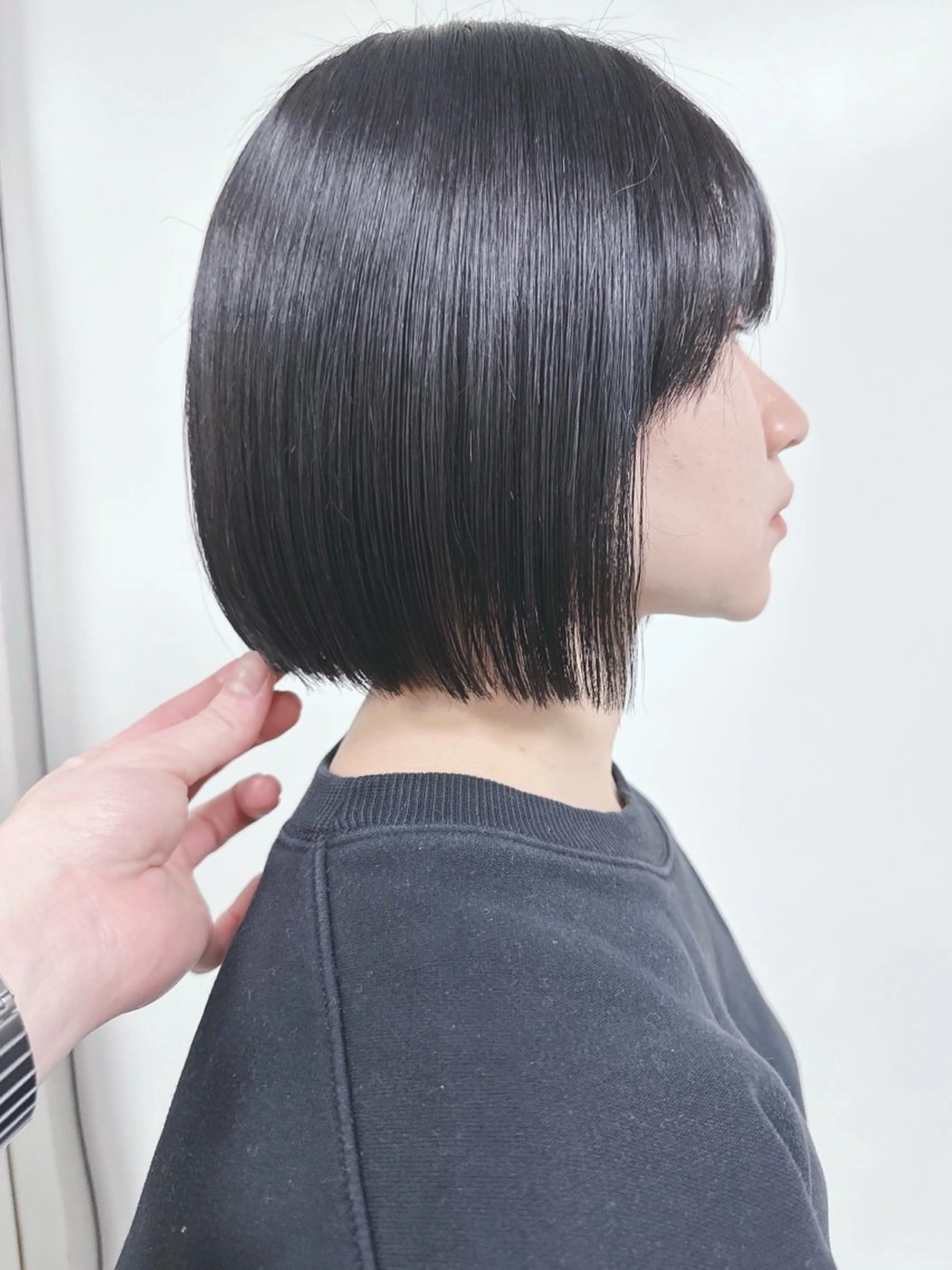 ショート とうい/パーマボブ/ くせ毛/丸みボブのヘアスタイル