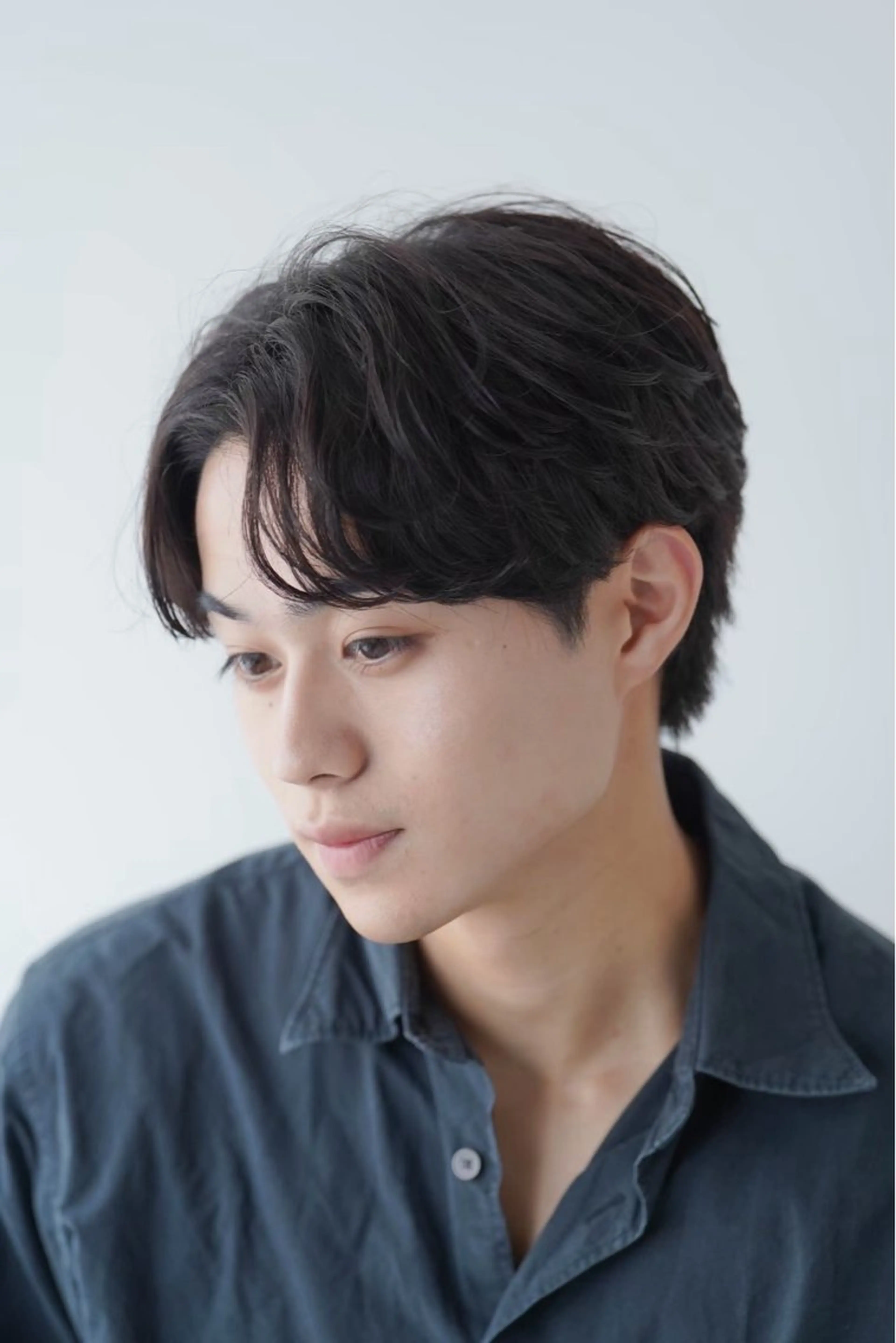 パーマ メンズ メンズパーマ 艶カラー/レイヤー 🦋AKARI🦋のヘアスタイル