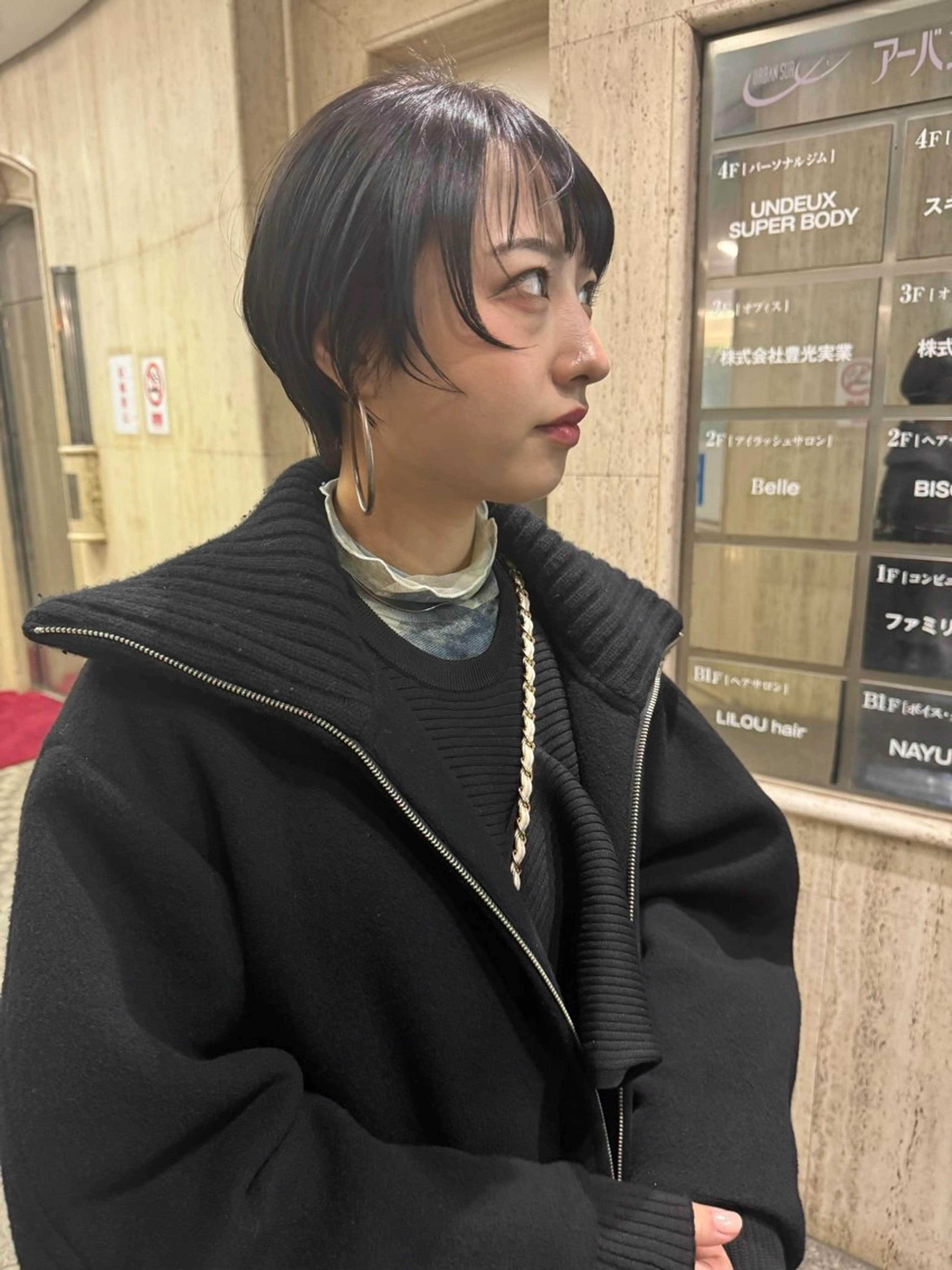 ショート ショートヘア リルウヘアー 天王寺のヘアスタイル