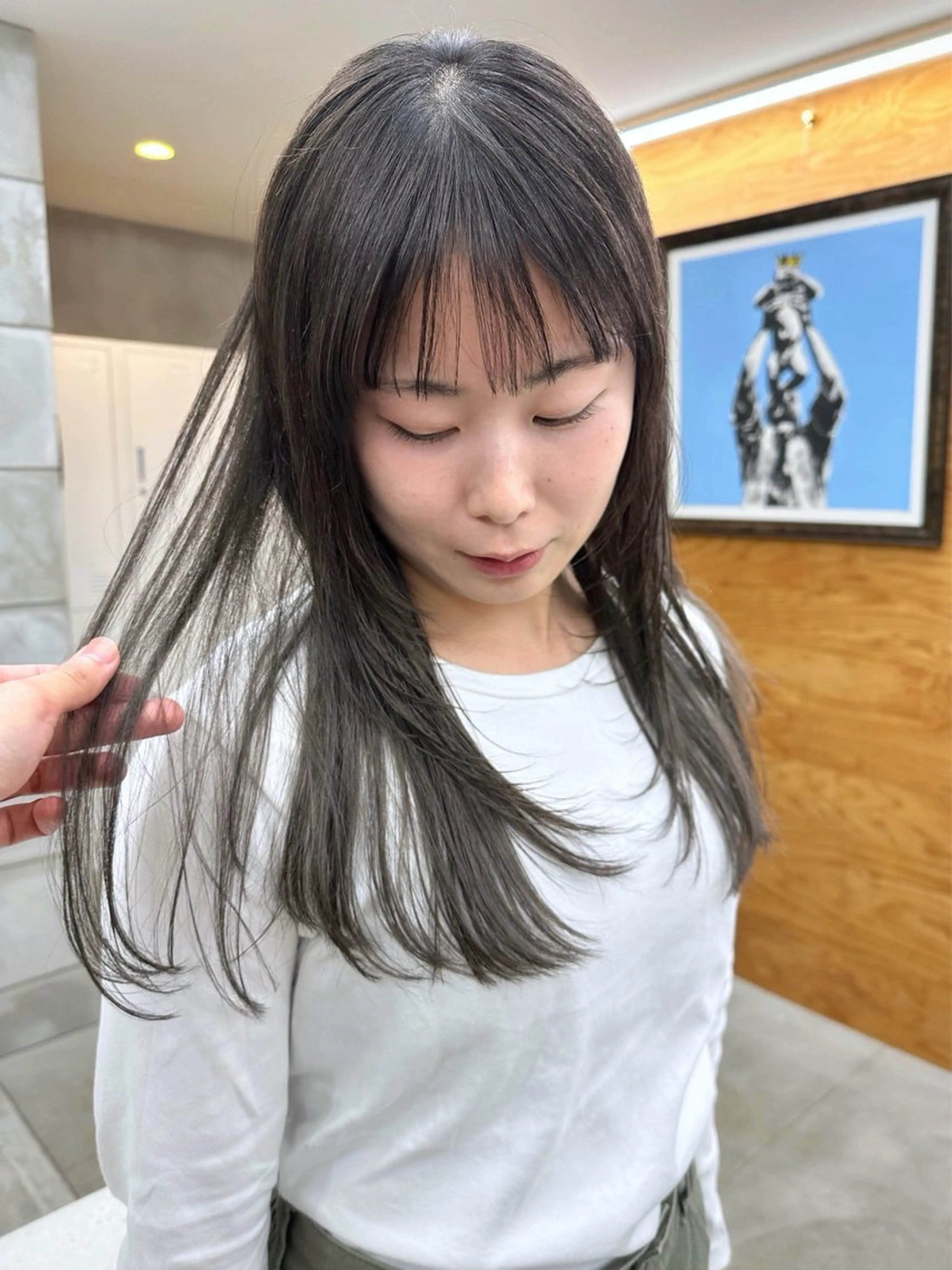 セミロング カラー 顔まわりレイヤー レイヤーカット カット ヘアカラー 榛地 渉馬のヘアスタイル