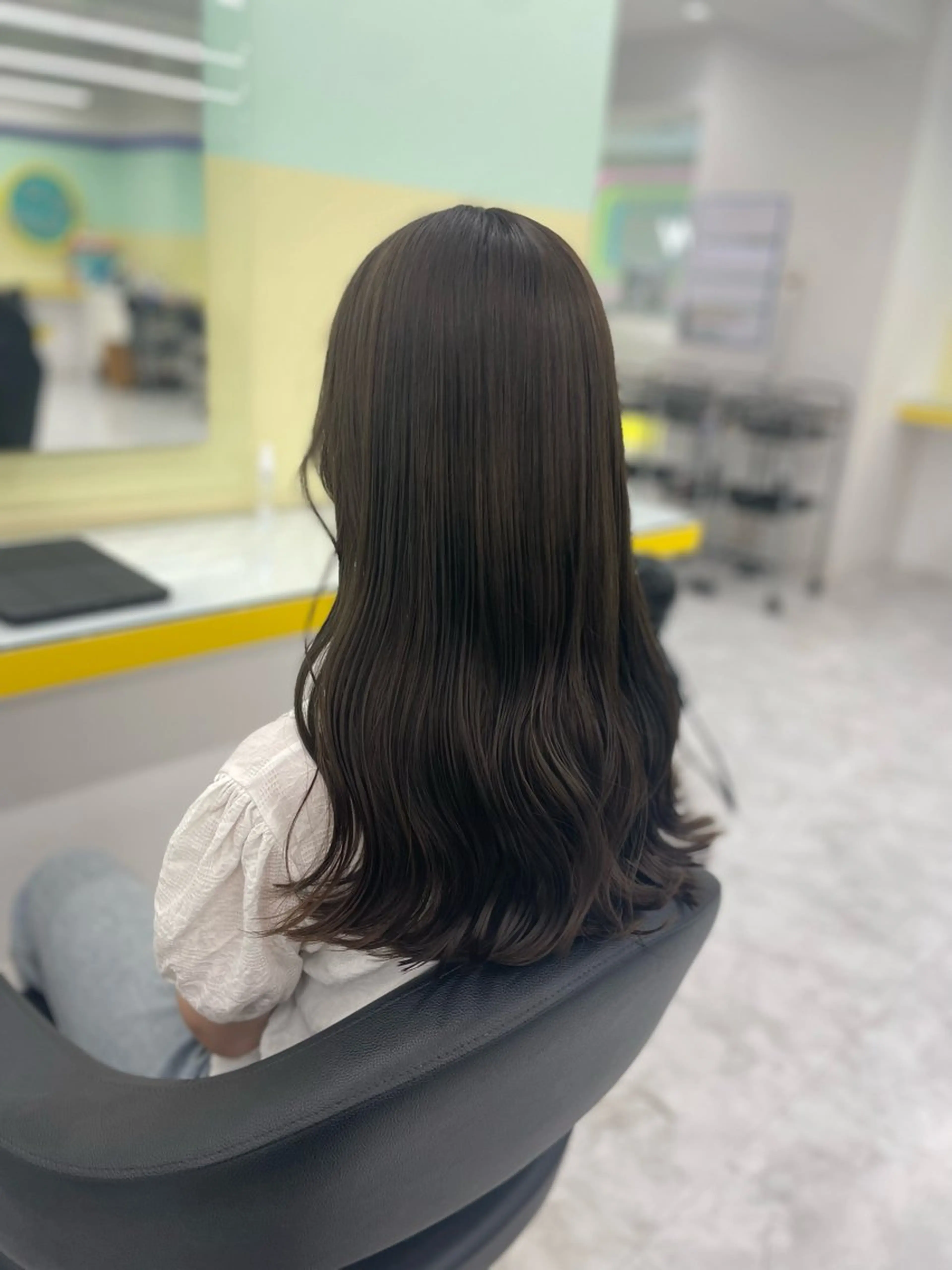 ロング カラー ヘアアレンジ カット ヘアカラー トリートメント ☁️縮毛矯正✖️ 透明感☁️りくのヘアスタイル