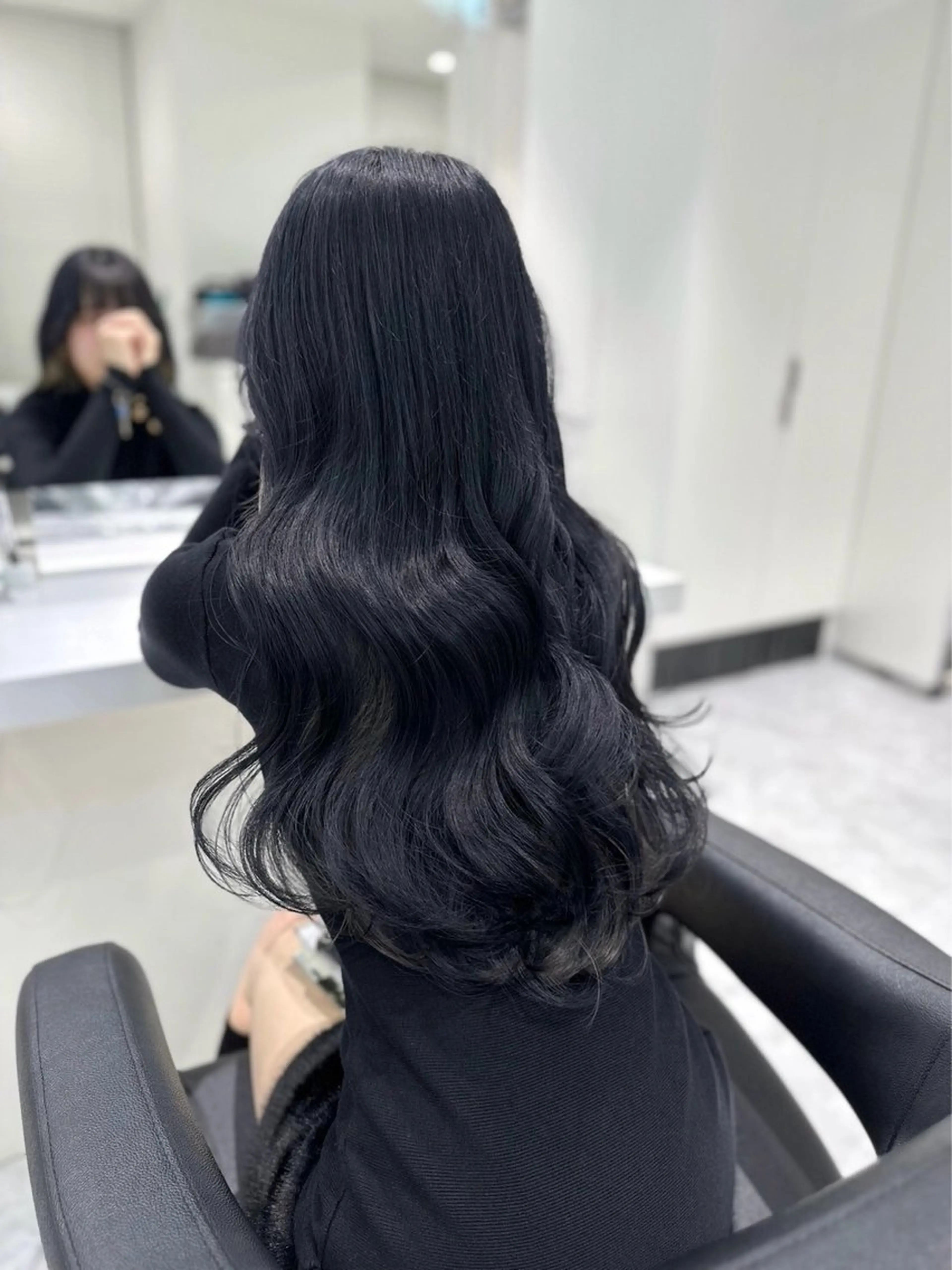 ロング カラー ヘアアレンジ 柔らかブラウン♡ うる艶ヘア♡yumiのヘアスタイル