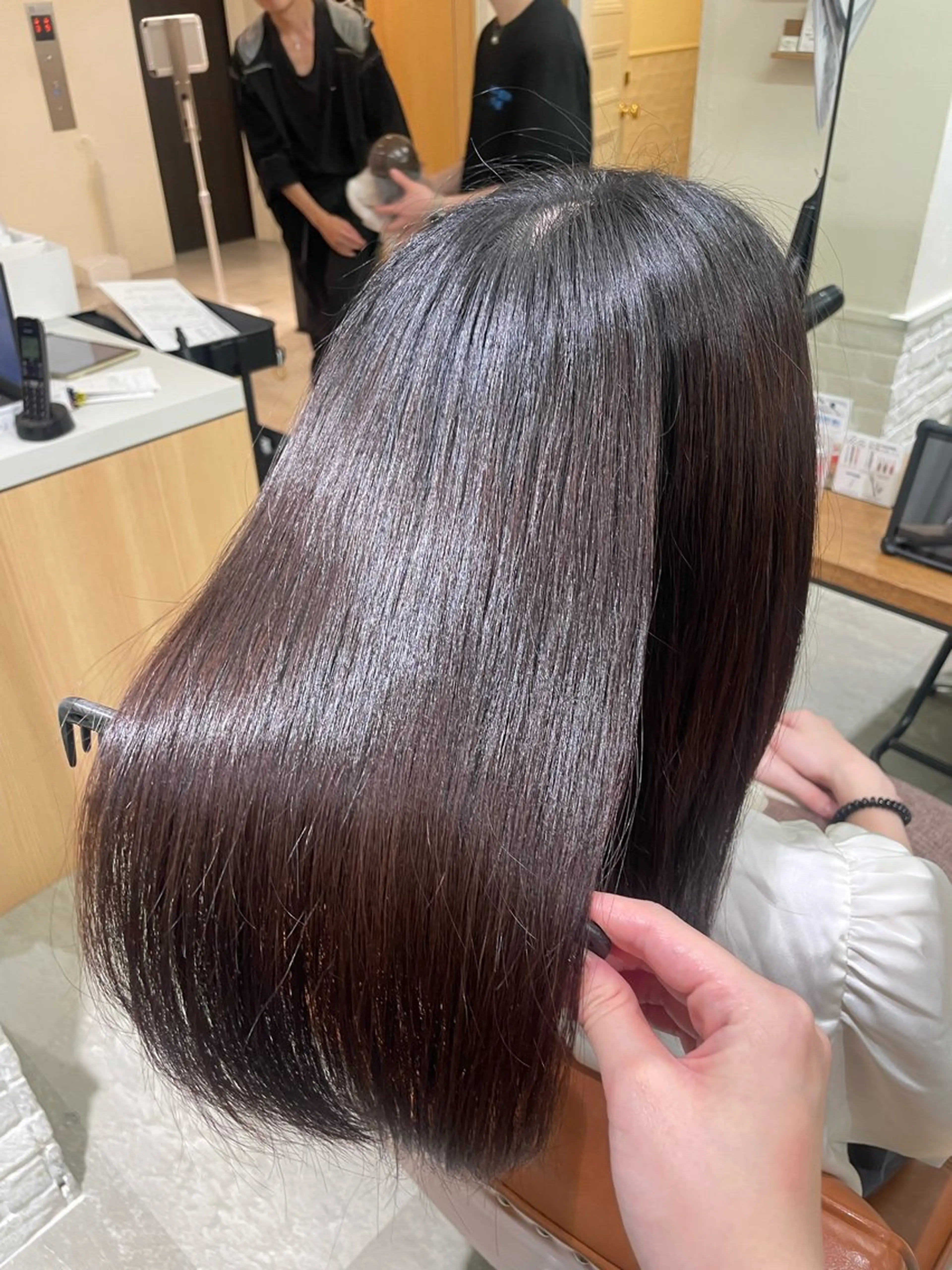 ミディアム 髪質改善🤍艶カラー ゆいのヘアスタイル