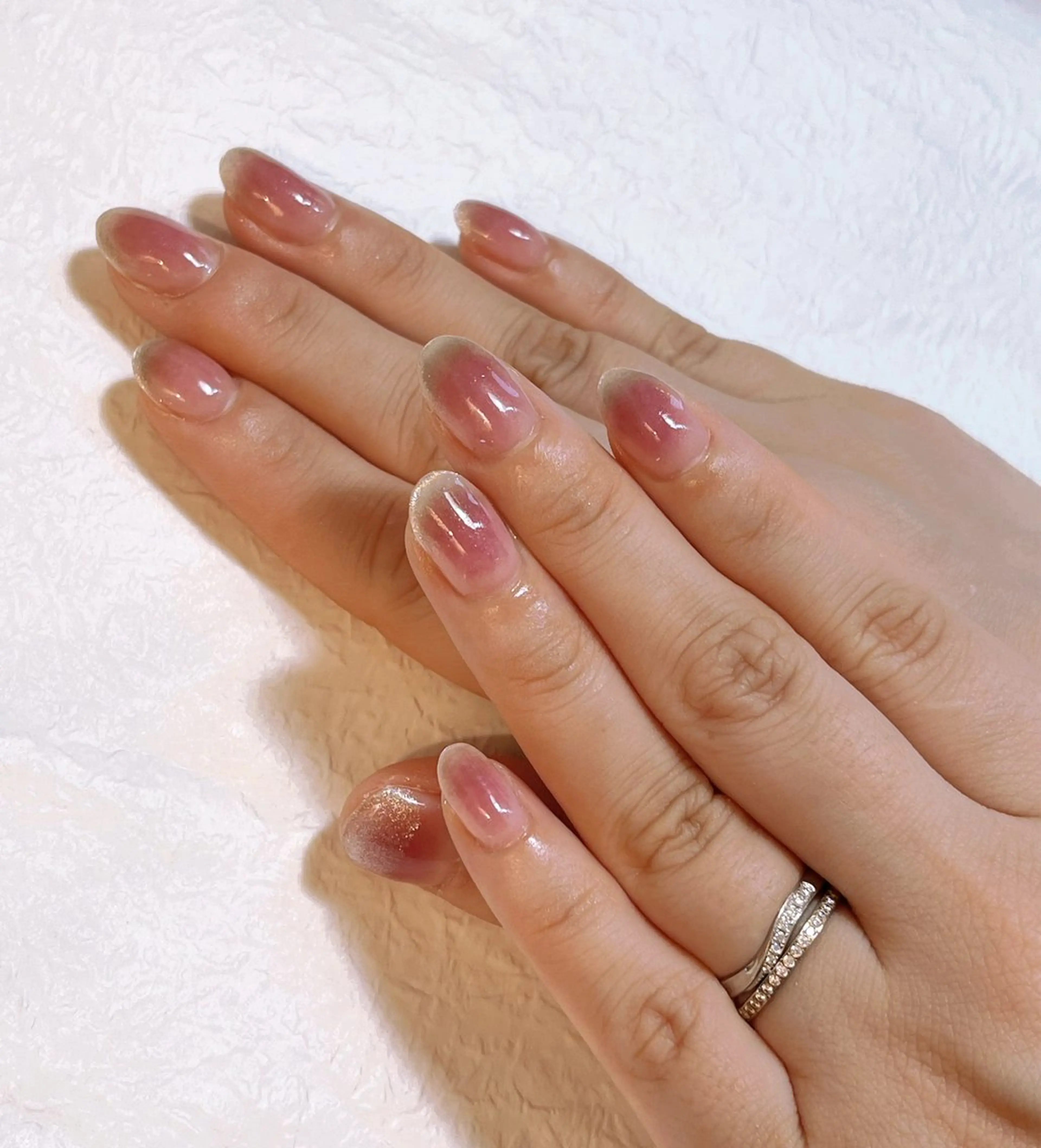 ネイル チークネイル フレンチネイル マグネットネイル マグネットフレンチ ハンドネイル 自宅ヒーリングサロン 【あまねく照らす】のネイルデザイン