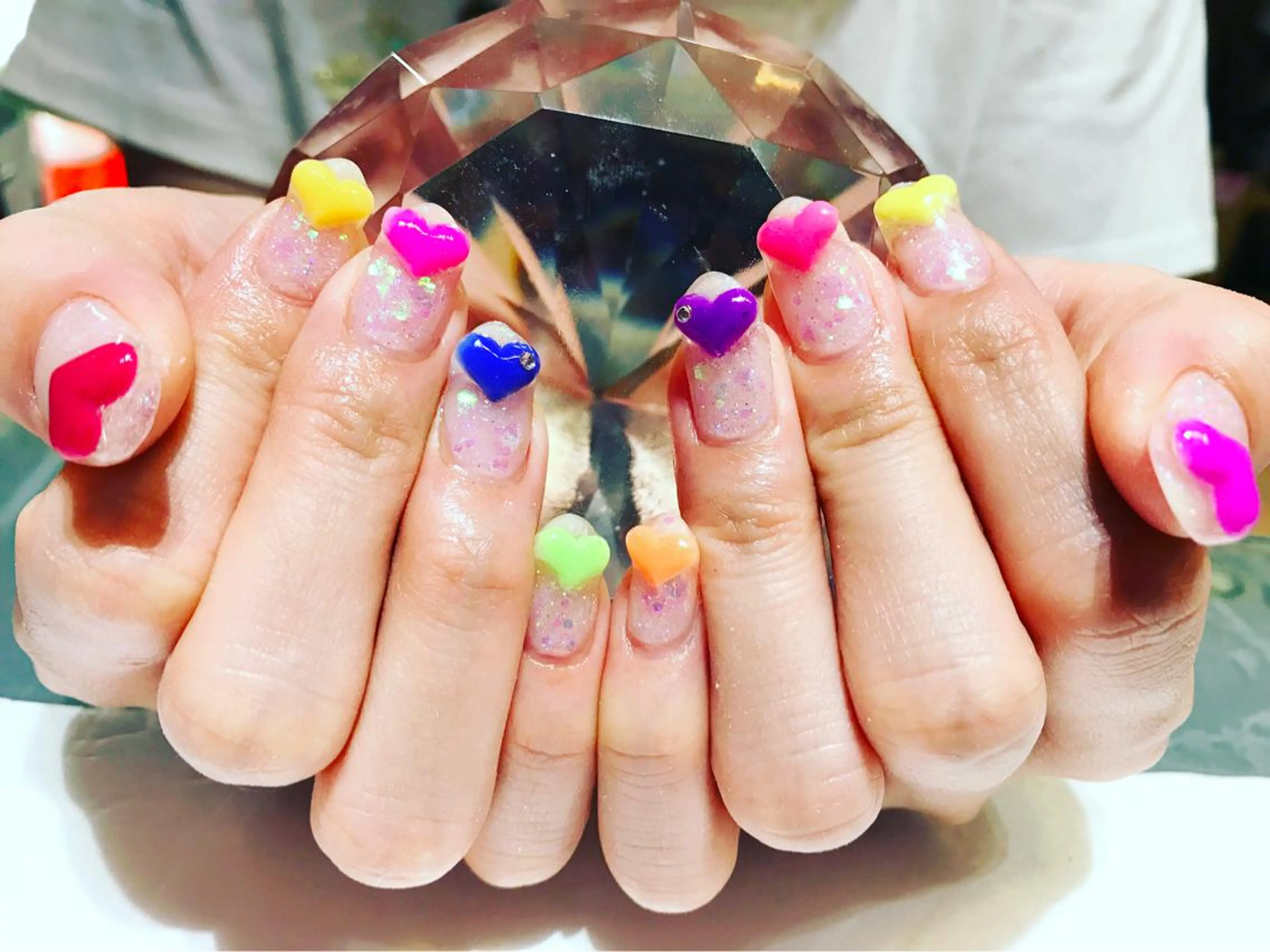 ネイル クリアネイル ハート ラメ(グリッター) YUN 💅のネイルデザイン