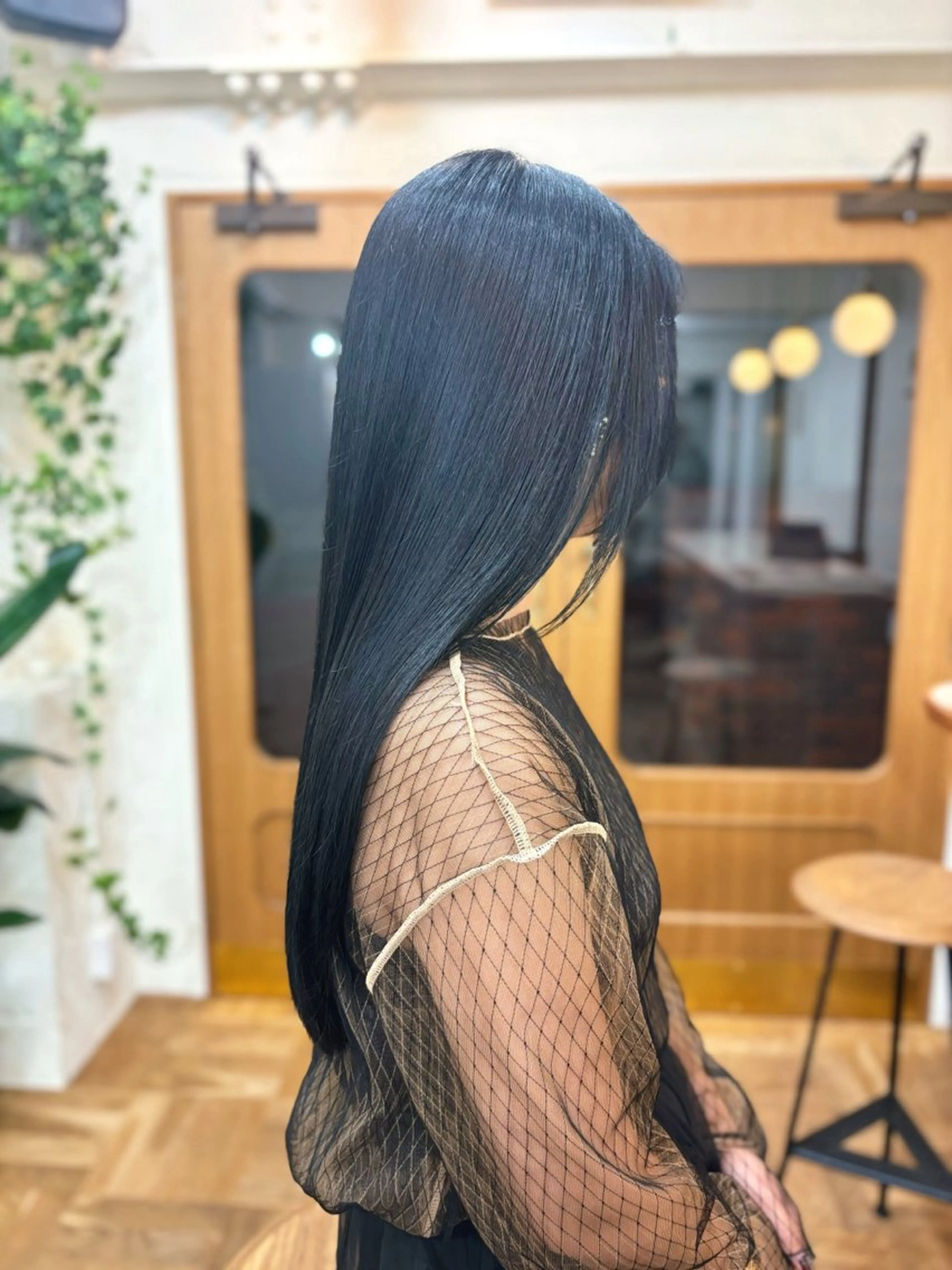 ロング カラー 黒髪 ブルーカラー ブルーブラック 髪質改善 トリートメント カット ヘアカラー トリートメント CIEN所属・ayano🫧 《CIEN》のヘアスタイル