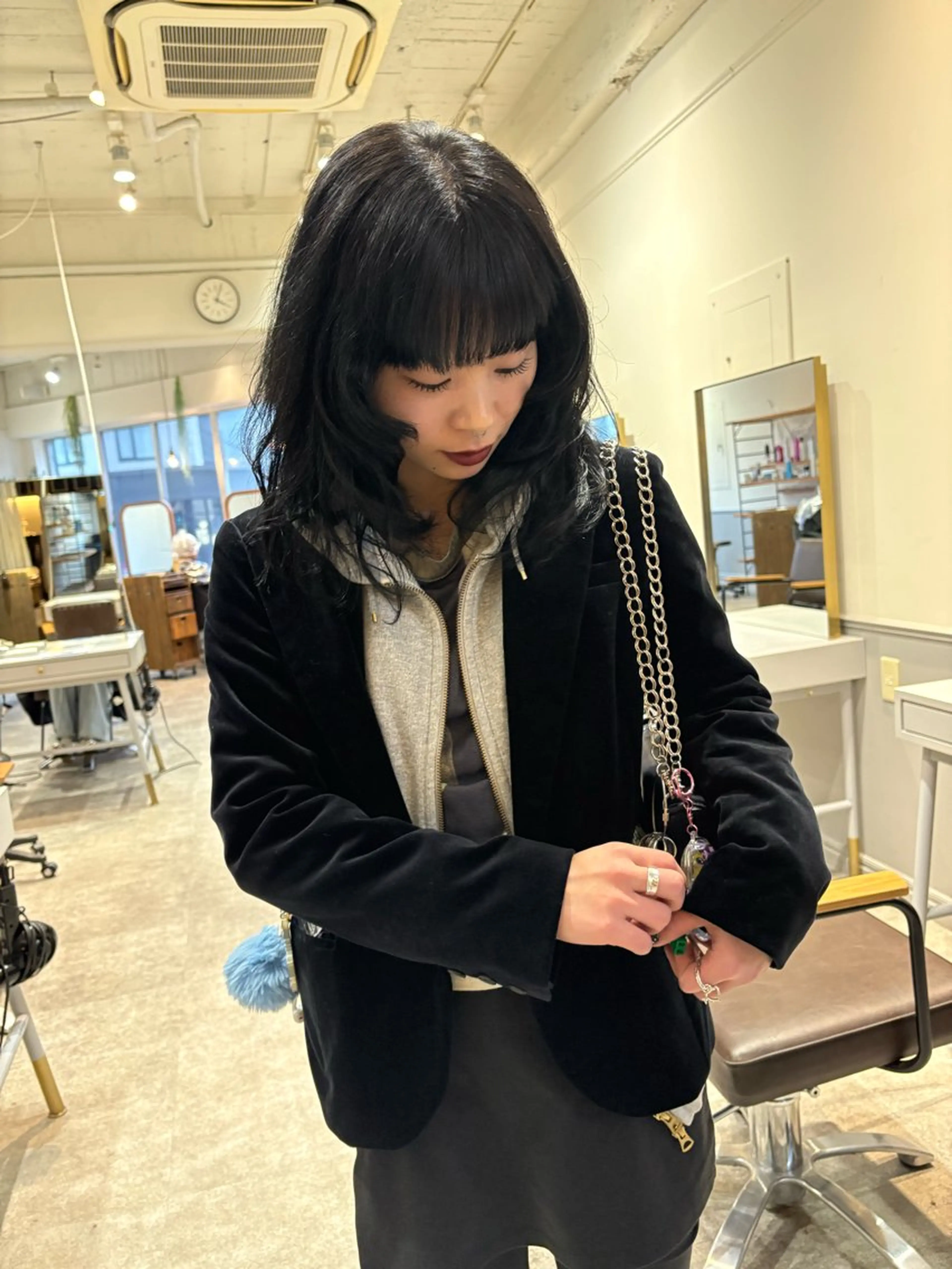 ミディアム ヘアカラー トリートメント SIKI yuuna モテ韓国ヘア☁️のヘアスタイル