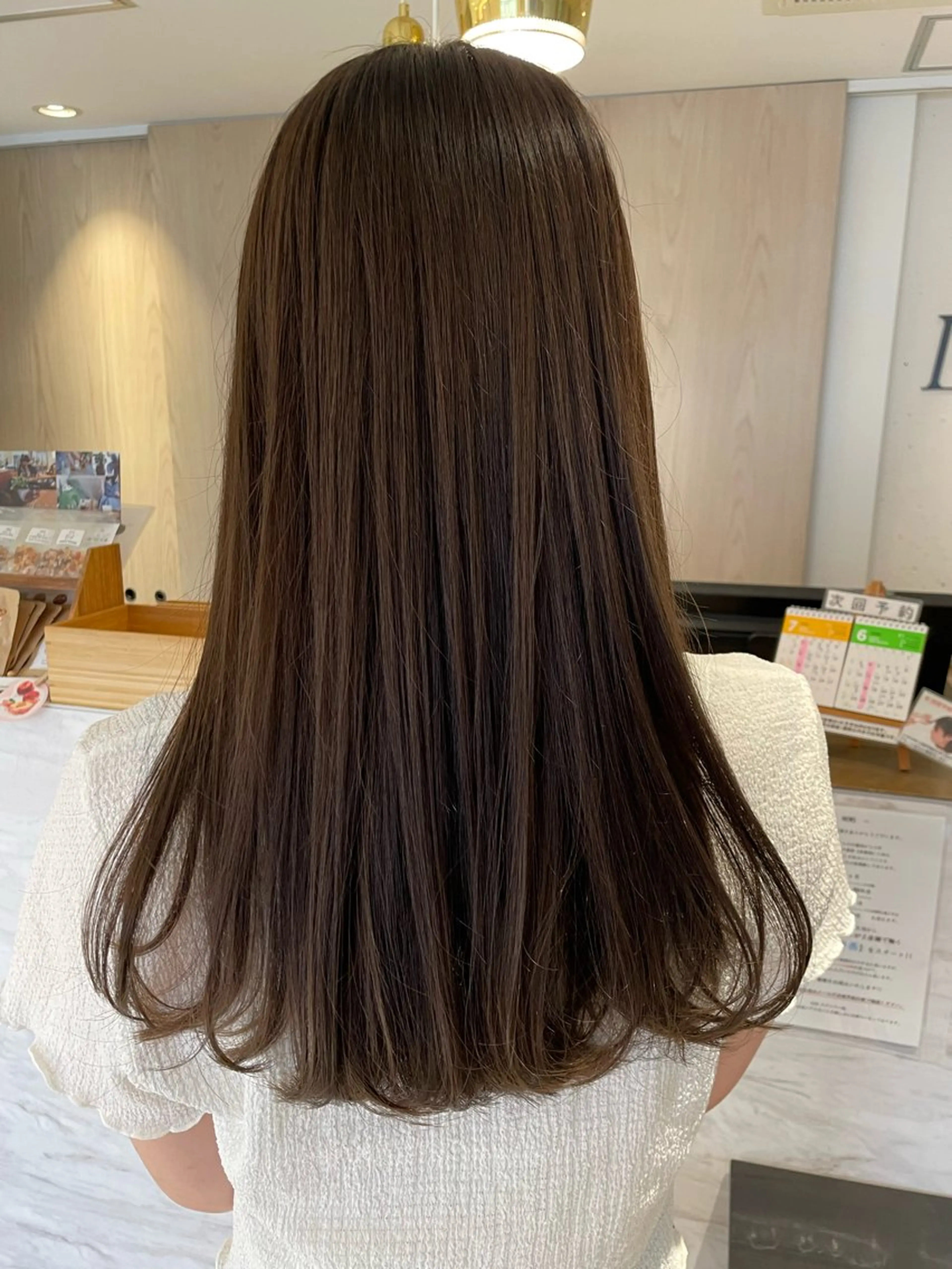 カット＋ダメージレスカラー＋Aujuaトリートメント🥨の写真