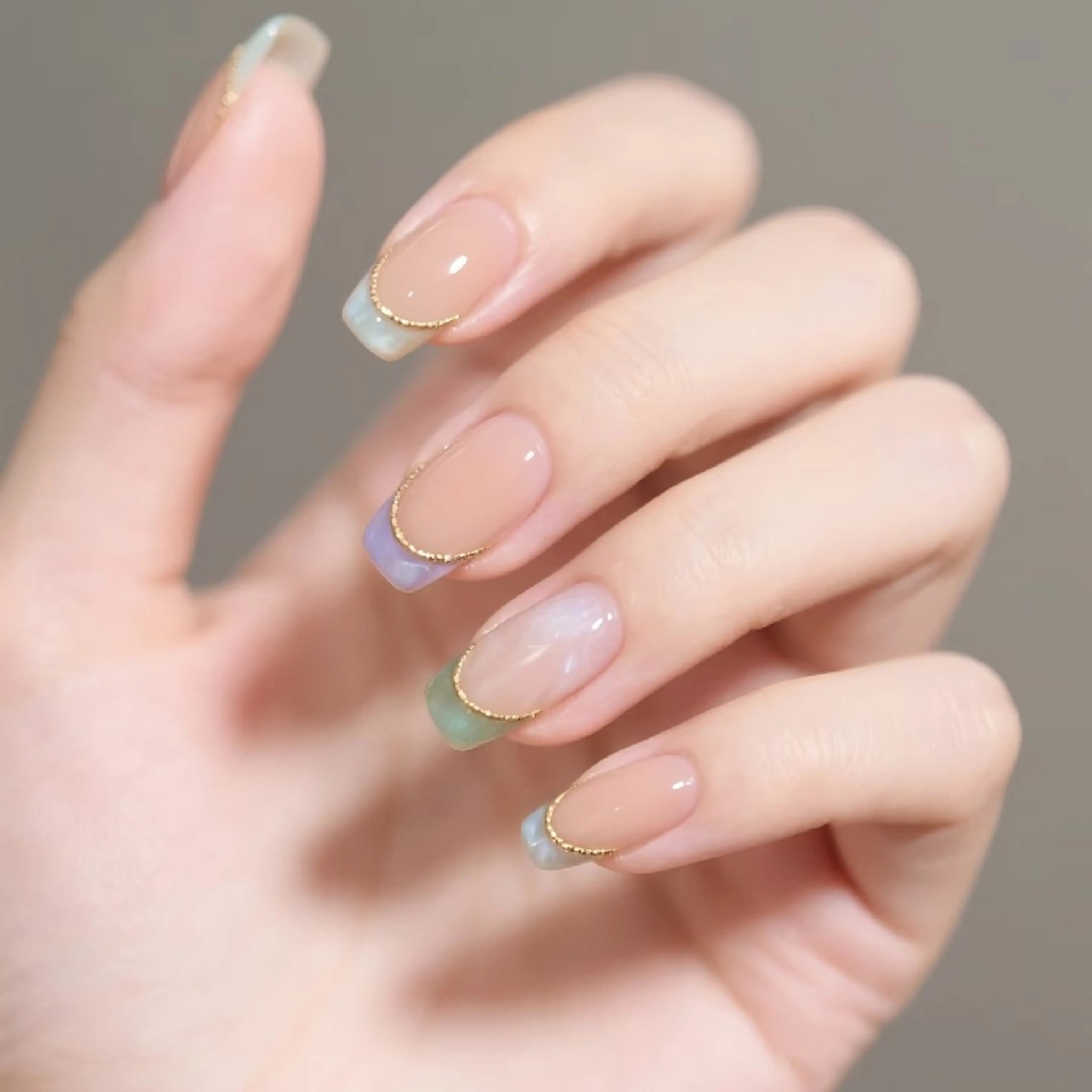 ネイル 鈴木 彩星のネイルデザイン