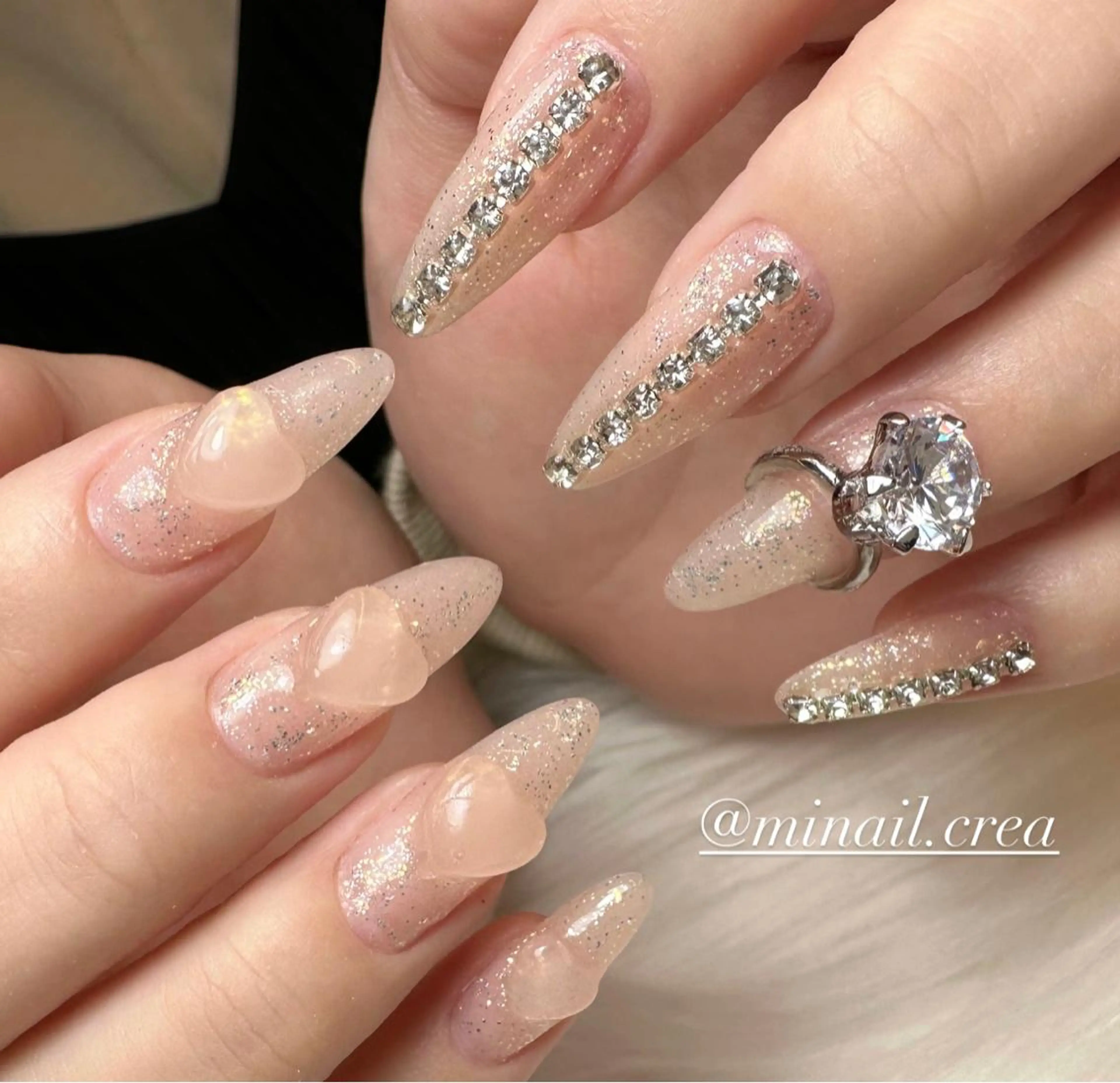 ネイル キラキラネイル 韓国ネイル ロングネイル ワンカラーネイル スカルプネイル ハンドネイル CRéA　-private nailsalon-所属・CReA nailのネイルデザイン