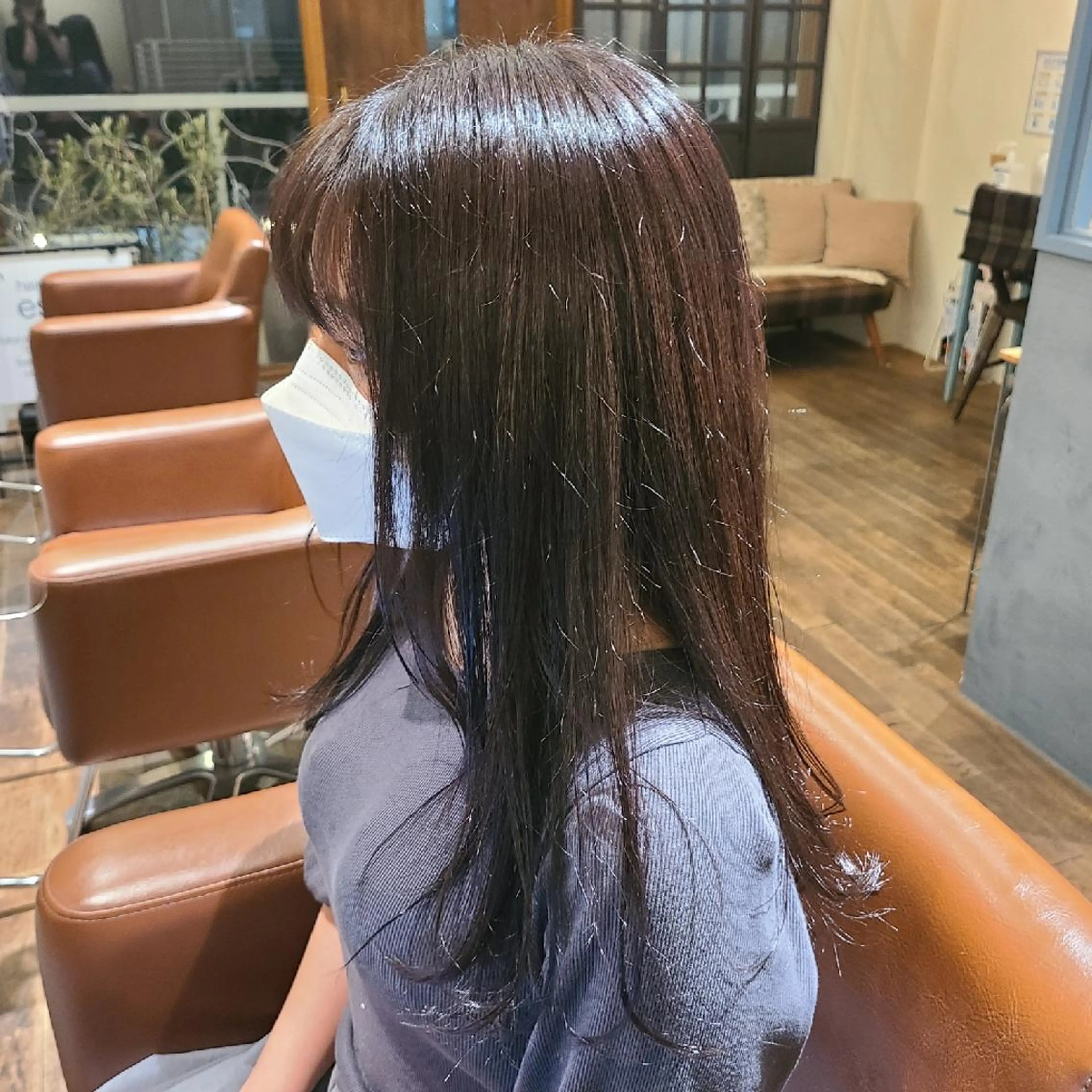 ミディアム カット ヘアカラー トリートメント Hazumi Ayanoのヘアスタイル