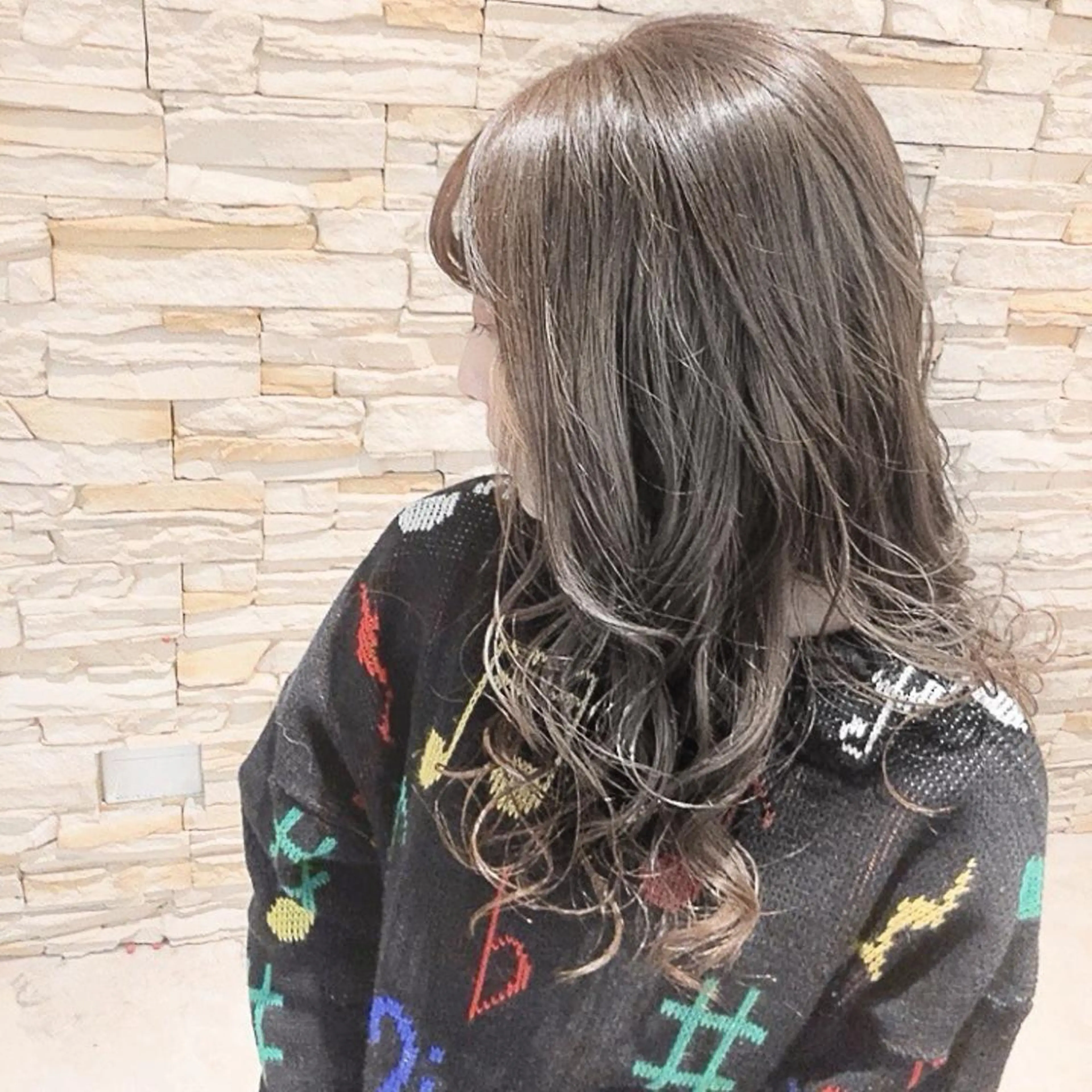 ミディアム カット ヘアカラー トリートメント 🌿アロマヘアルーム 横浜店✂︎のヘアスタイル