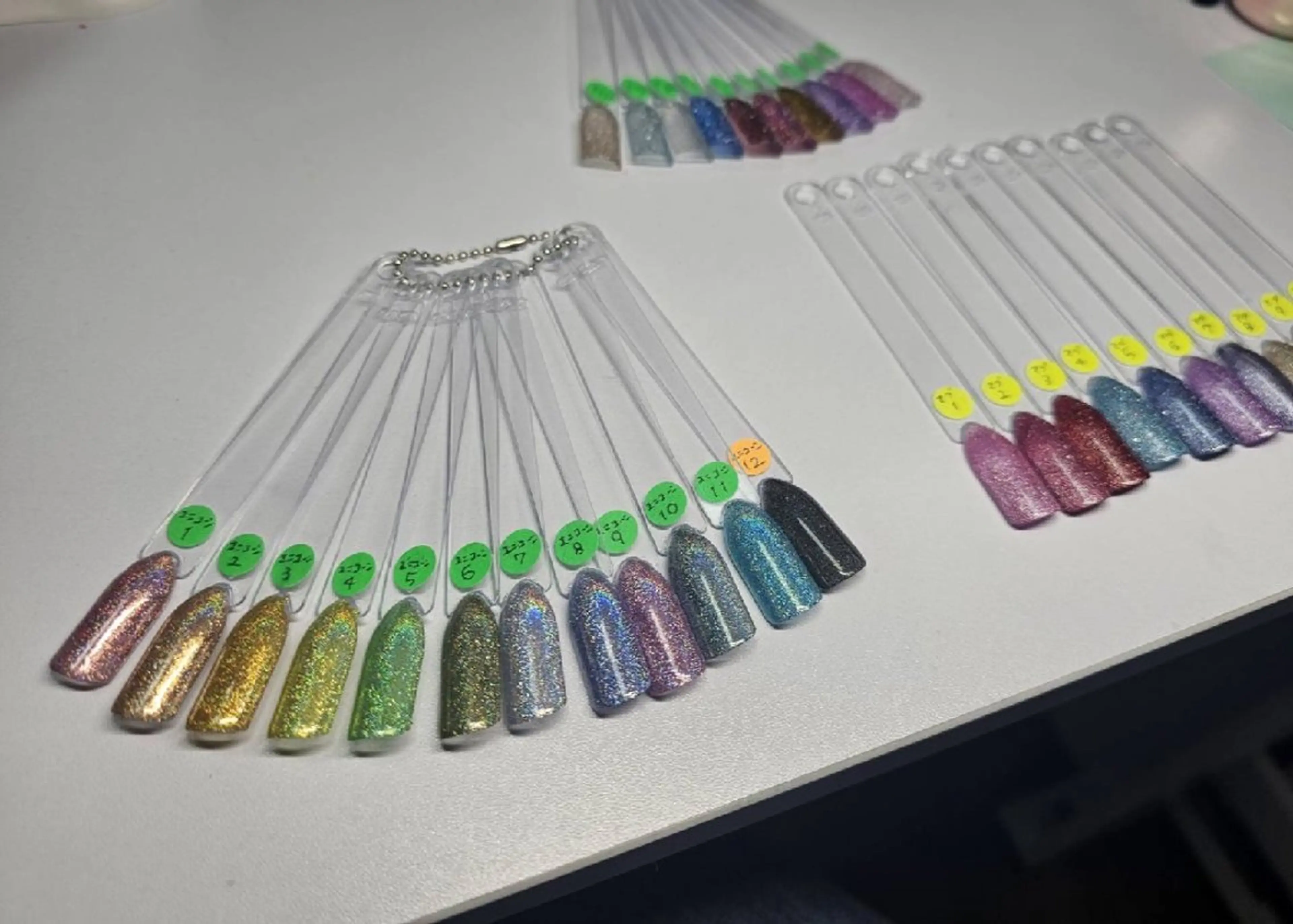 【Hand】ユニコーンネイル(オフあり)の写真