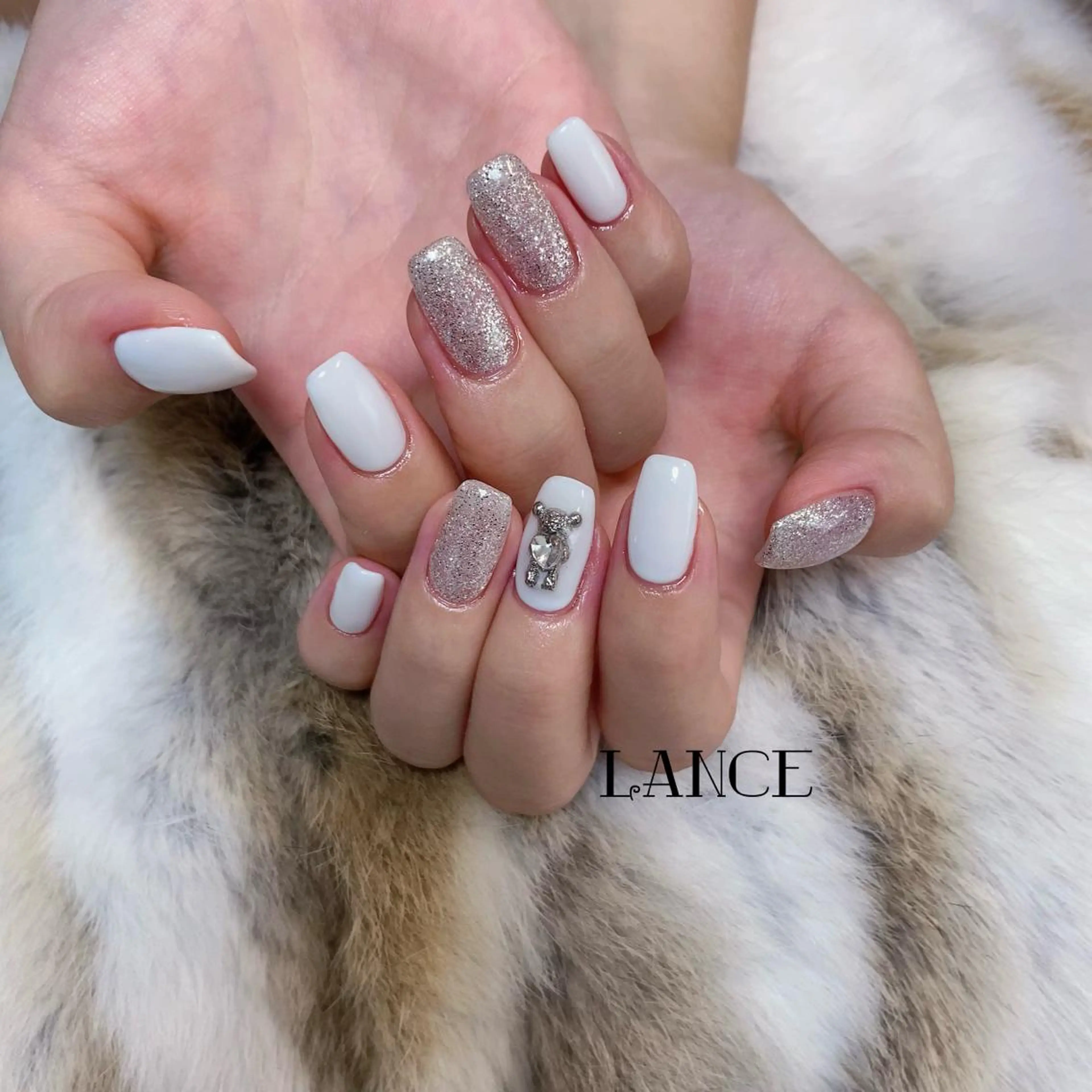 ミディアム ネイル オーロラネイル フットネイル フレンチネイル ミラーネイル ニュアンスネイル Lance nailのネイルデザイン