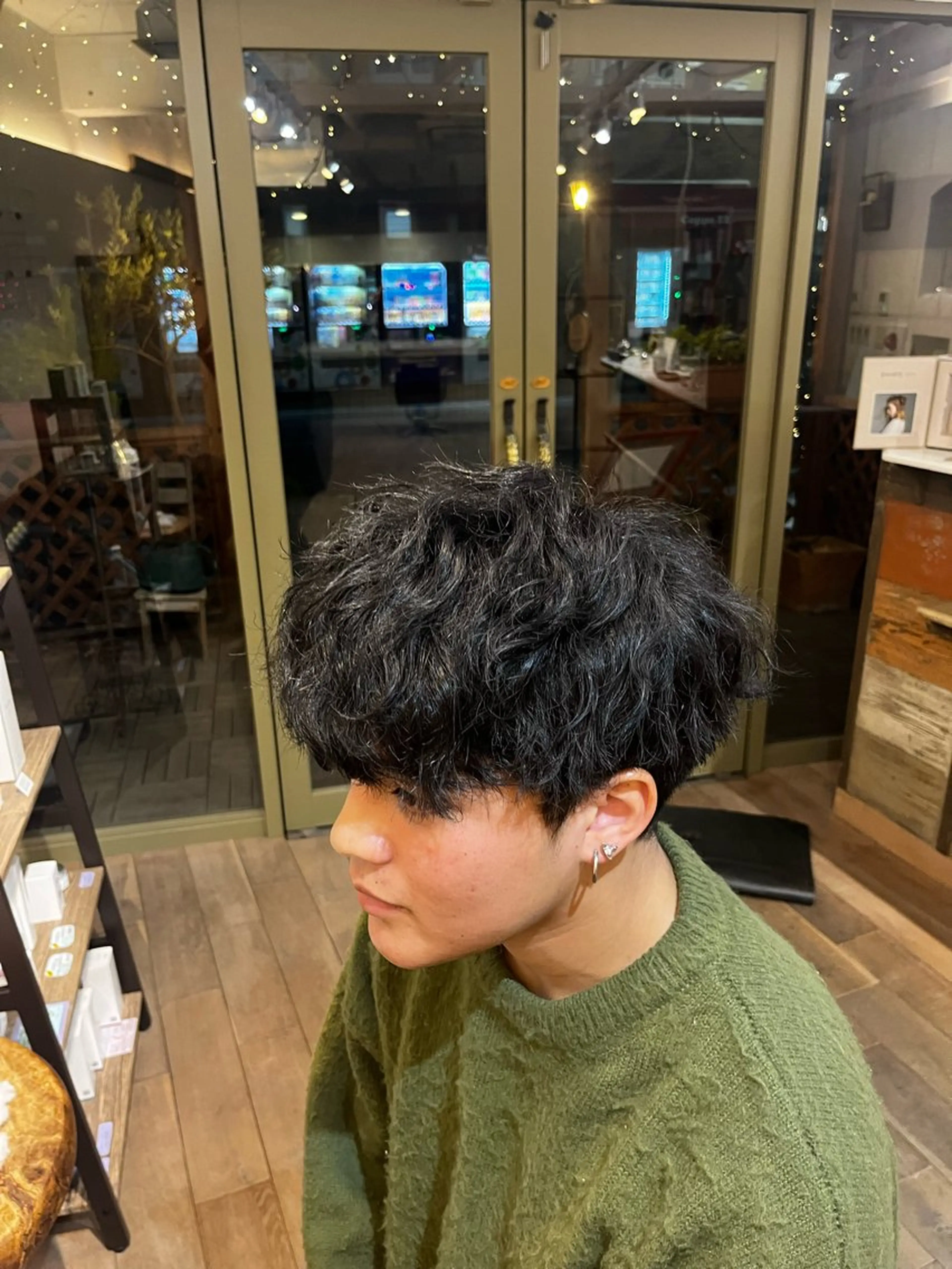 パーマ メンズ マッシュ パーマ 臺 佳連のヘアスタイル