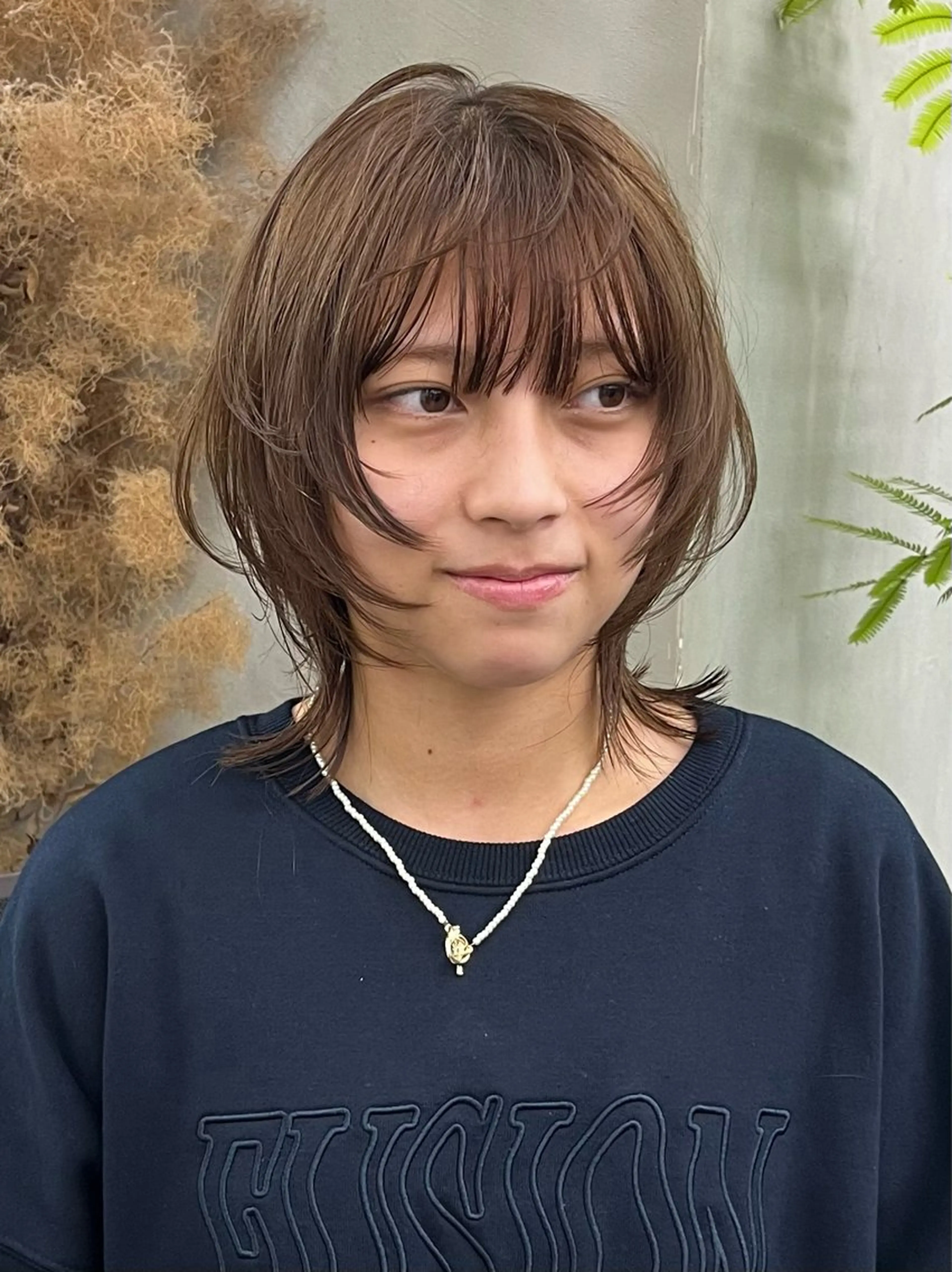 ミディアム カラー 顔まわりレイヤー 顔周りカット レイヤーカット ウルフカット カット ヘアカラー ウルフ/レイヤー ⚡️ITSUKU⚡️のヘアスタイル