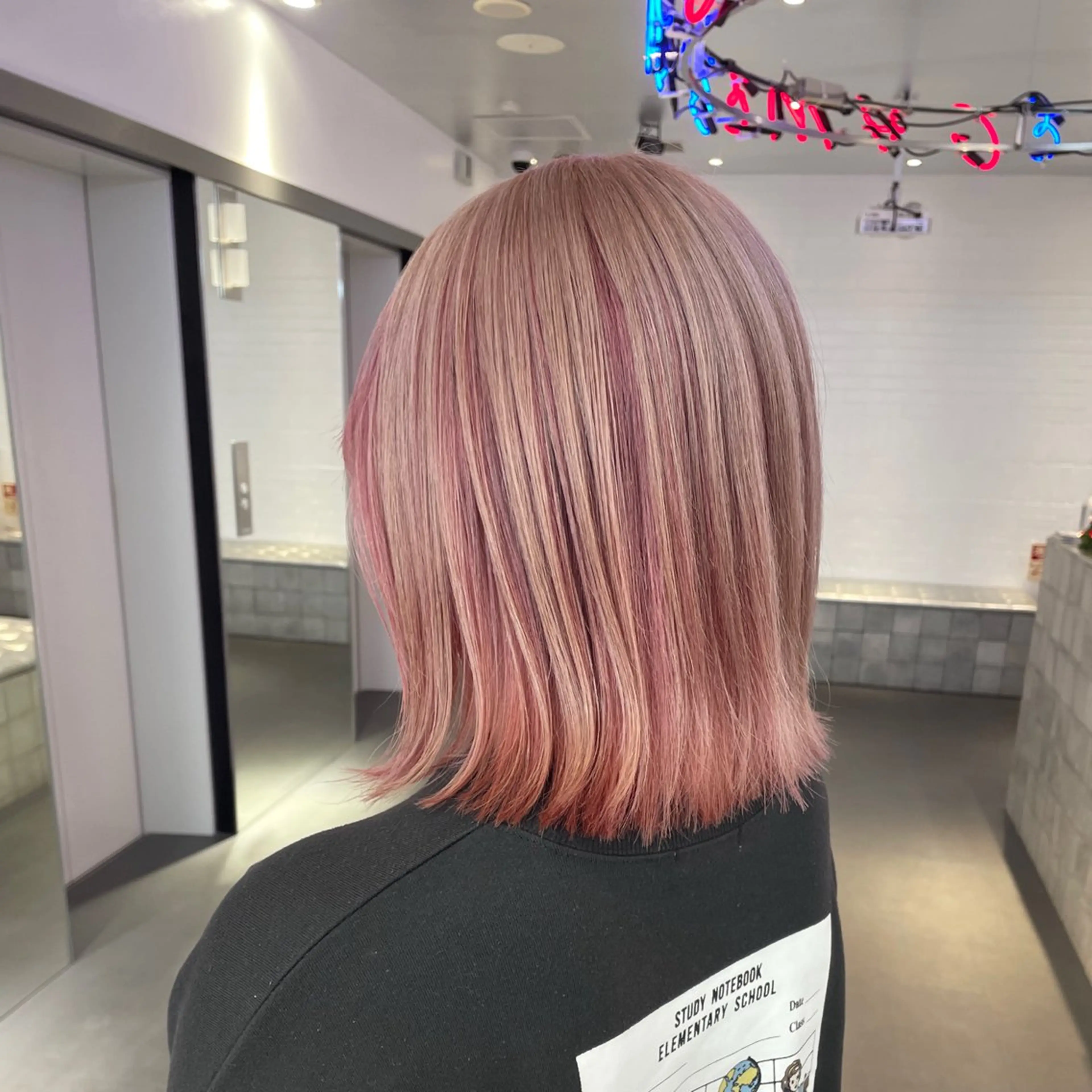 ミディアム カラー ヘアカラー 🎀ピンクカラー/ 推しカラー/のの🎀のヘアスタイル