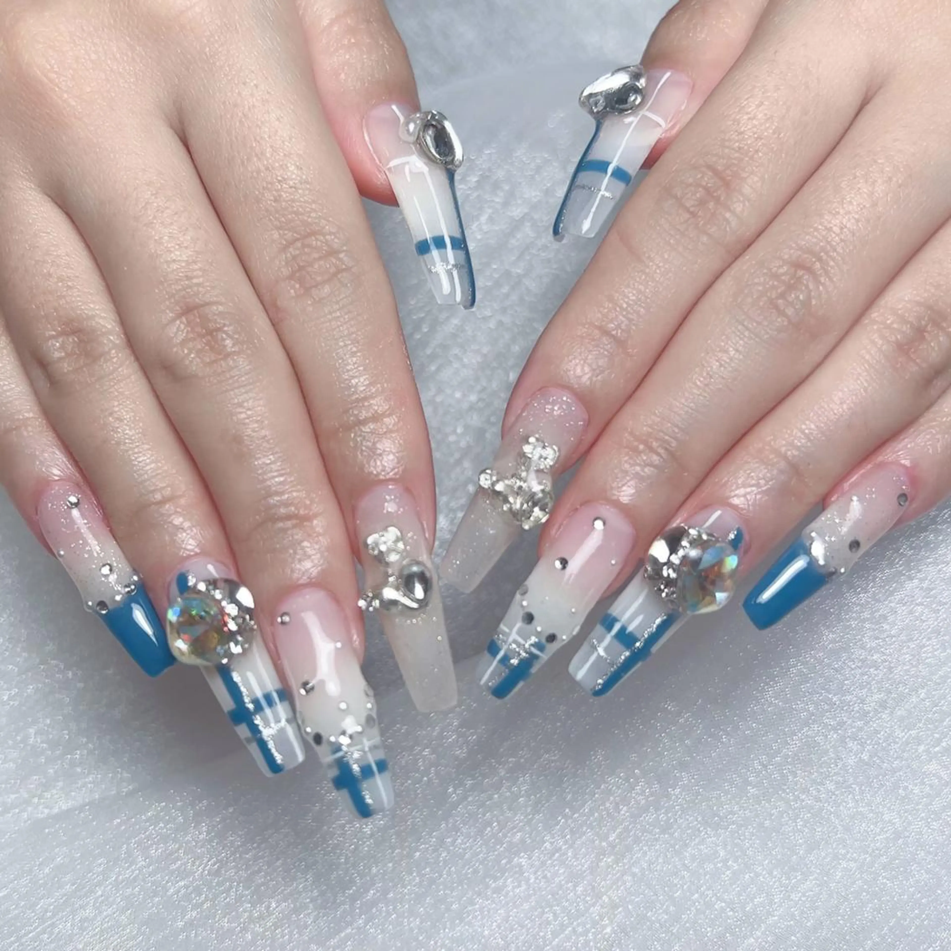ネイル ハンドネイル NAILサロン 木にいるのネイルデザイン