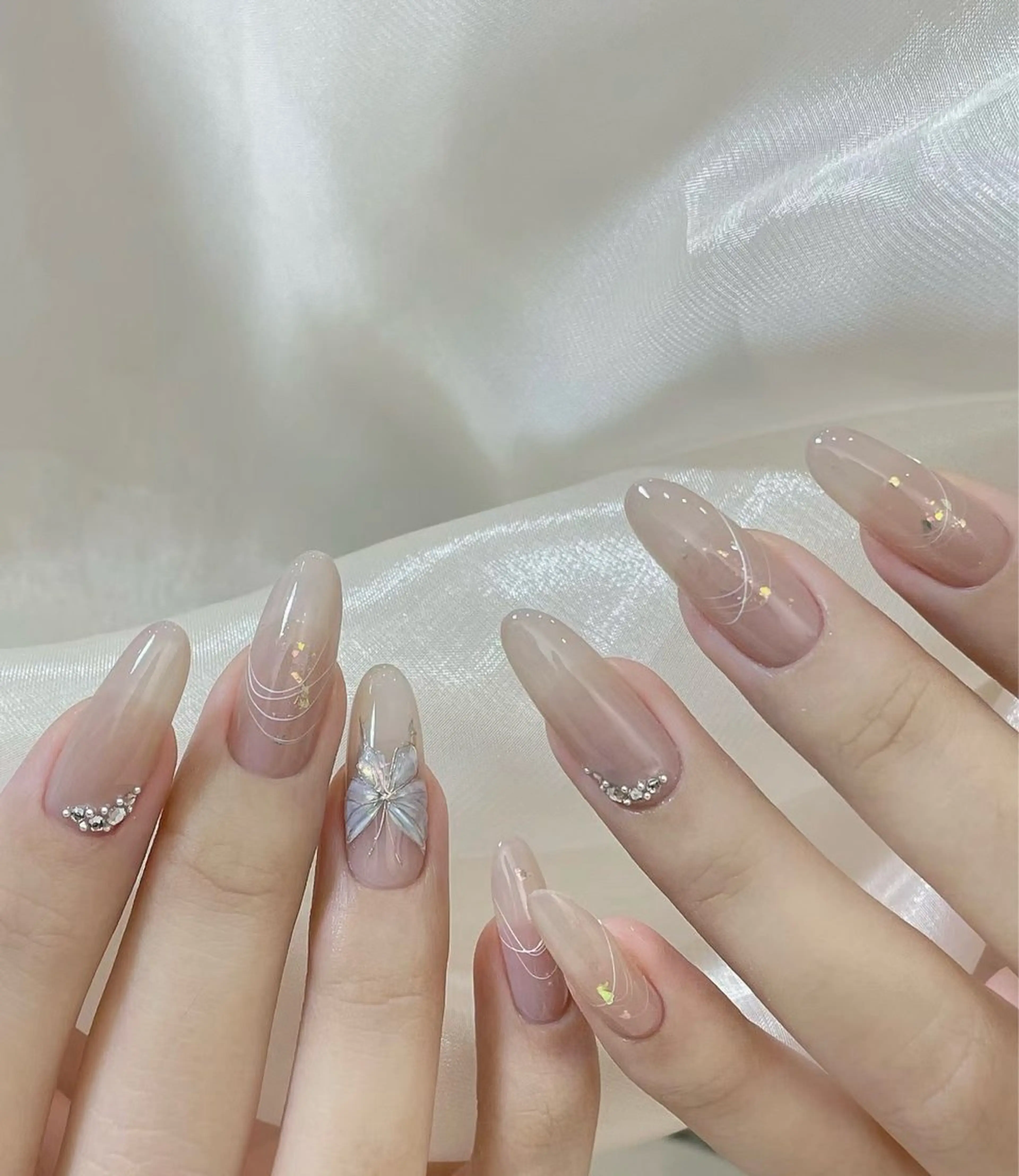 ネイル 長さ出し フットネイル フレンチネイル ジェルネイル ガラスフレンチ ハンドネイル ハンドケア Best Nail池袋東口店のネイルデザイン