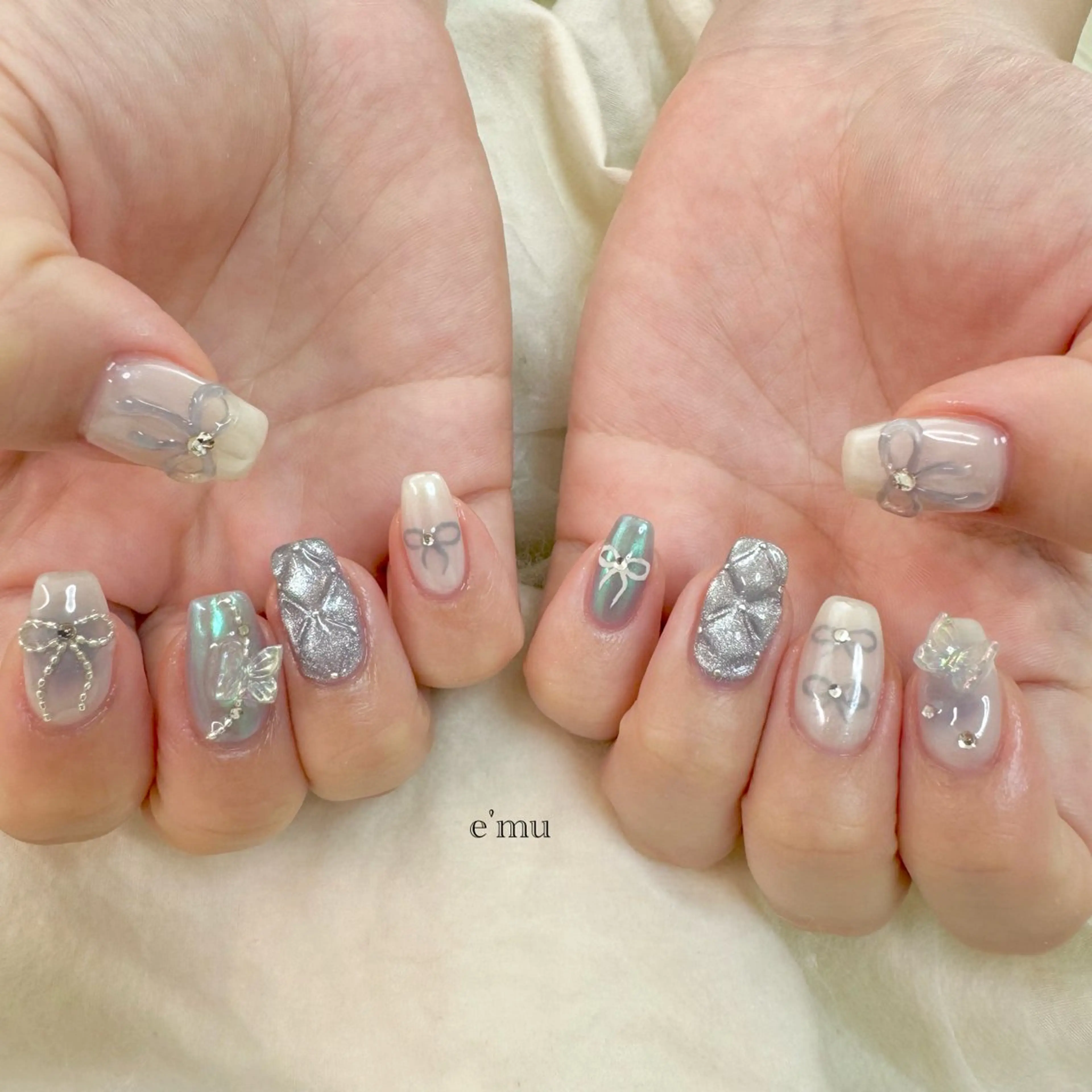 ネイル リボン ハンドネイル nail salon e'mu💐のネイルデザイン