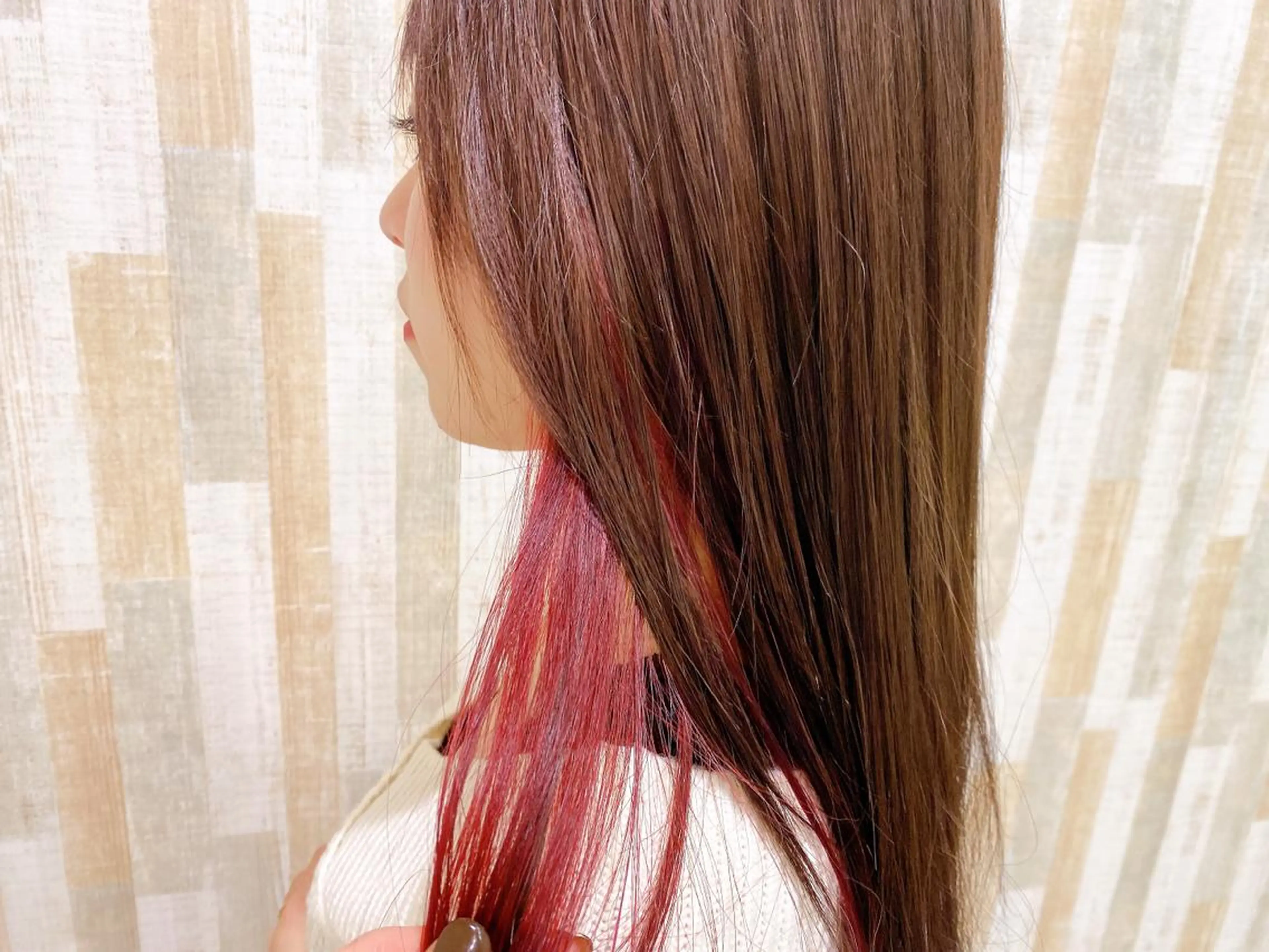 ロング diar 大石 彩織のヘアスタイル