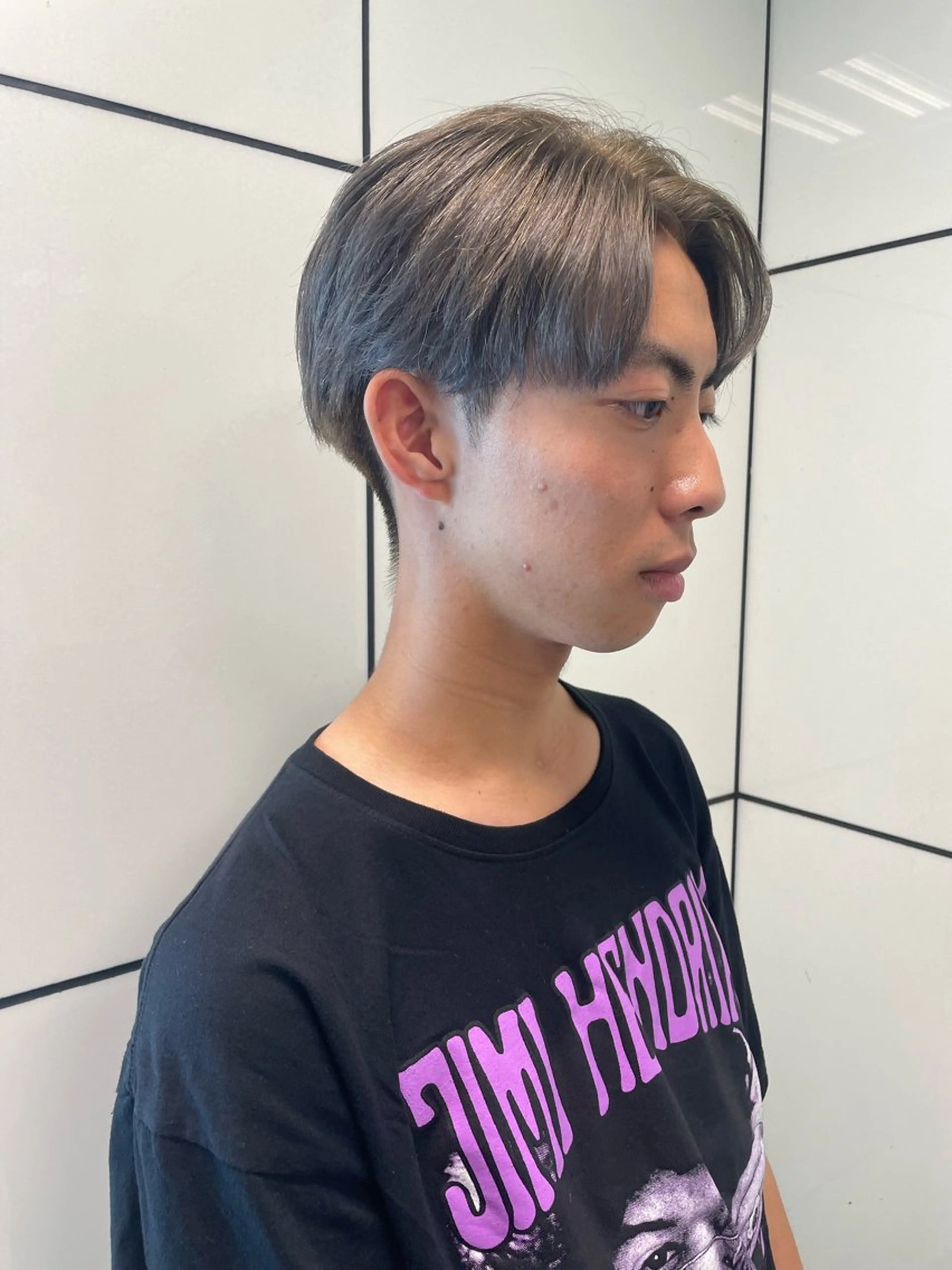 ミディアム メンズ ミディアムパーマ メンズハイトーン メンズパーマ 学生（メンズ向け） 学生 メンズ/ブリーチなし サクラ🌸のヘアスタイル