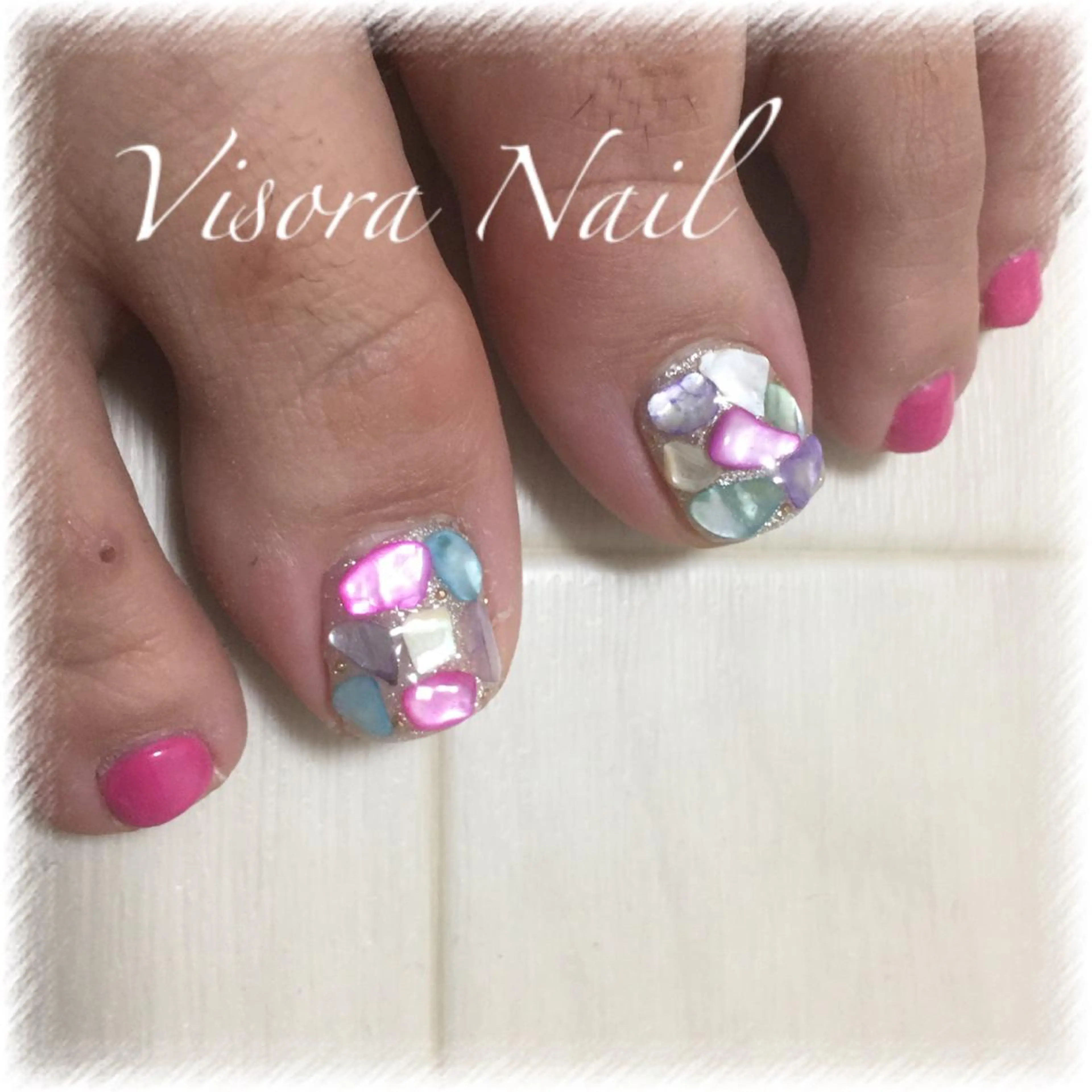 ネイル ストーンネイル フットネイル 美SORA ～ｳﾞｨｿﾗ～のネイルデザイン