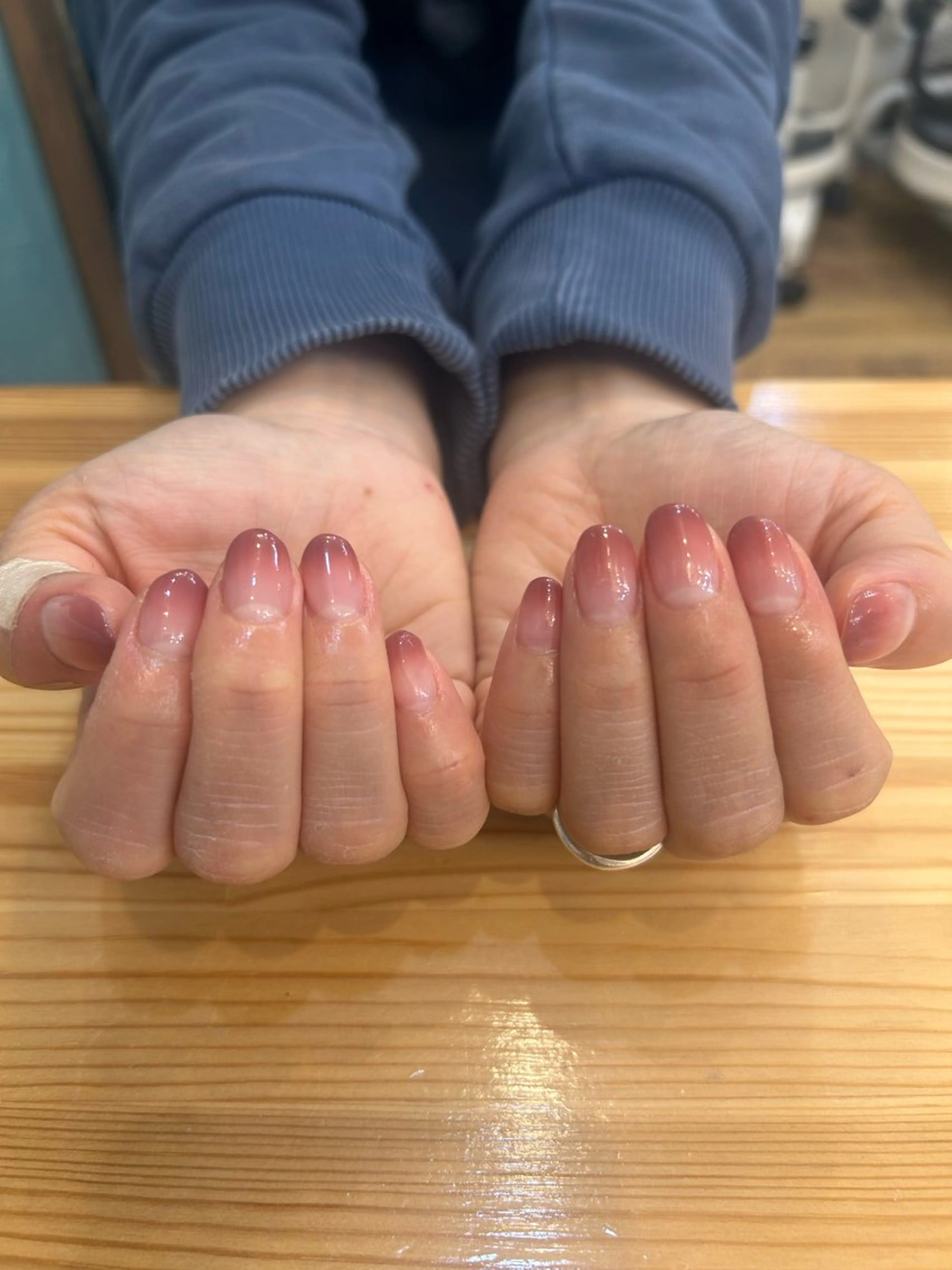 ネイル グラデーション Nail Alaia 妙典店 ミズキのネイルデザイン