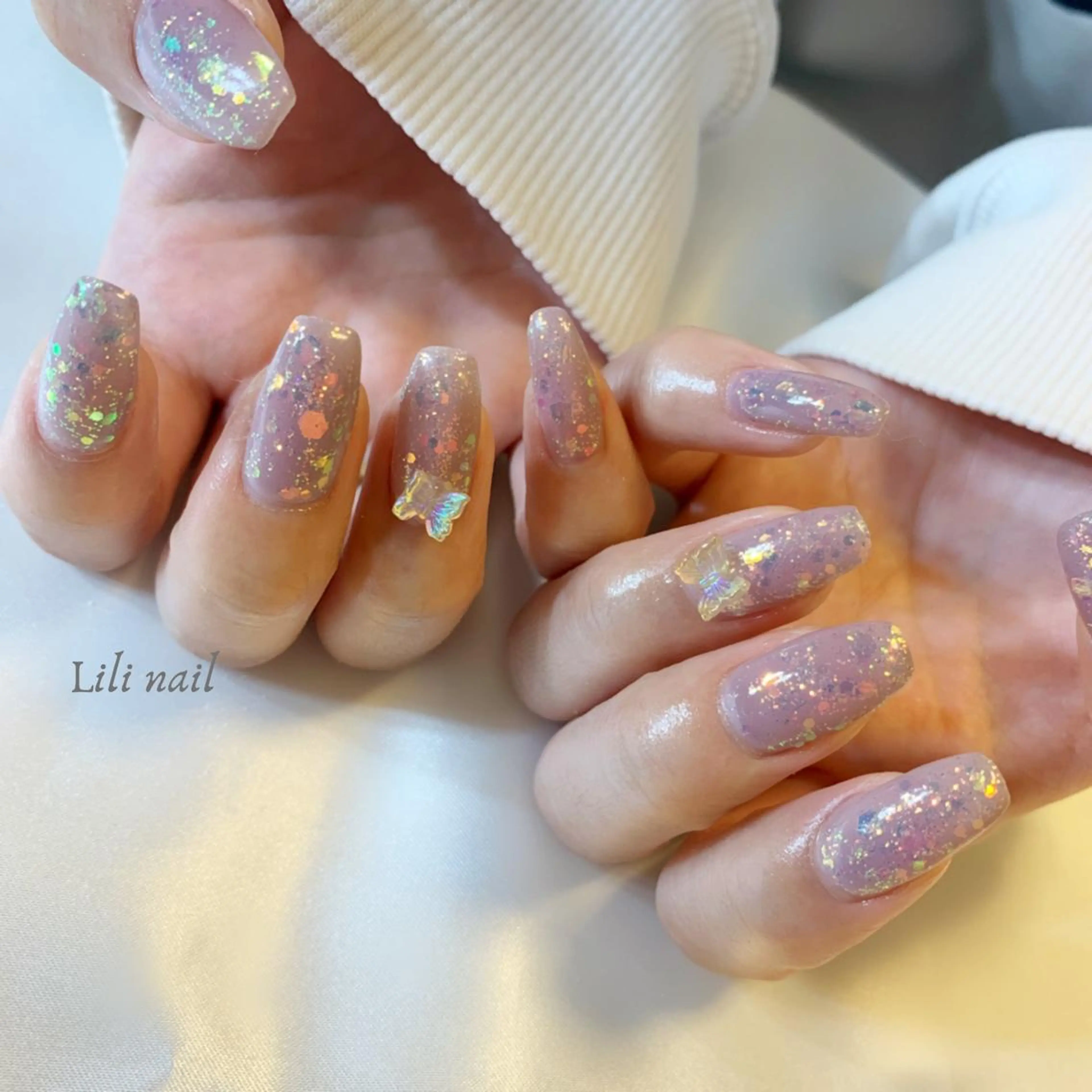カラー ハンドネイル Lili nail所属・Lilibeauty salonのネイルデザイン
