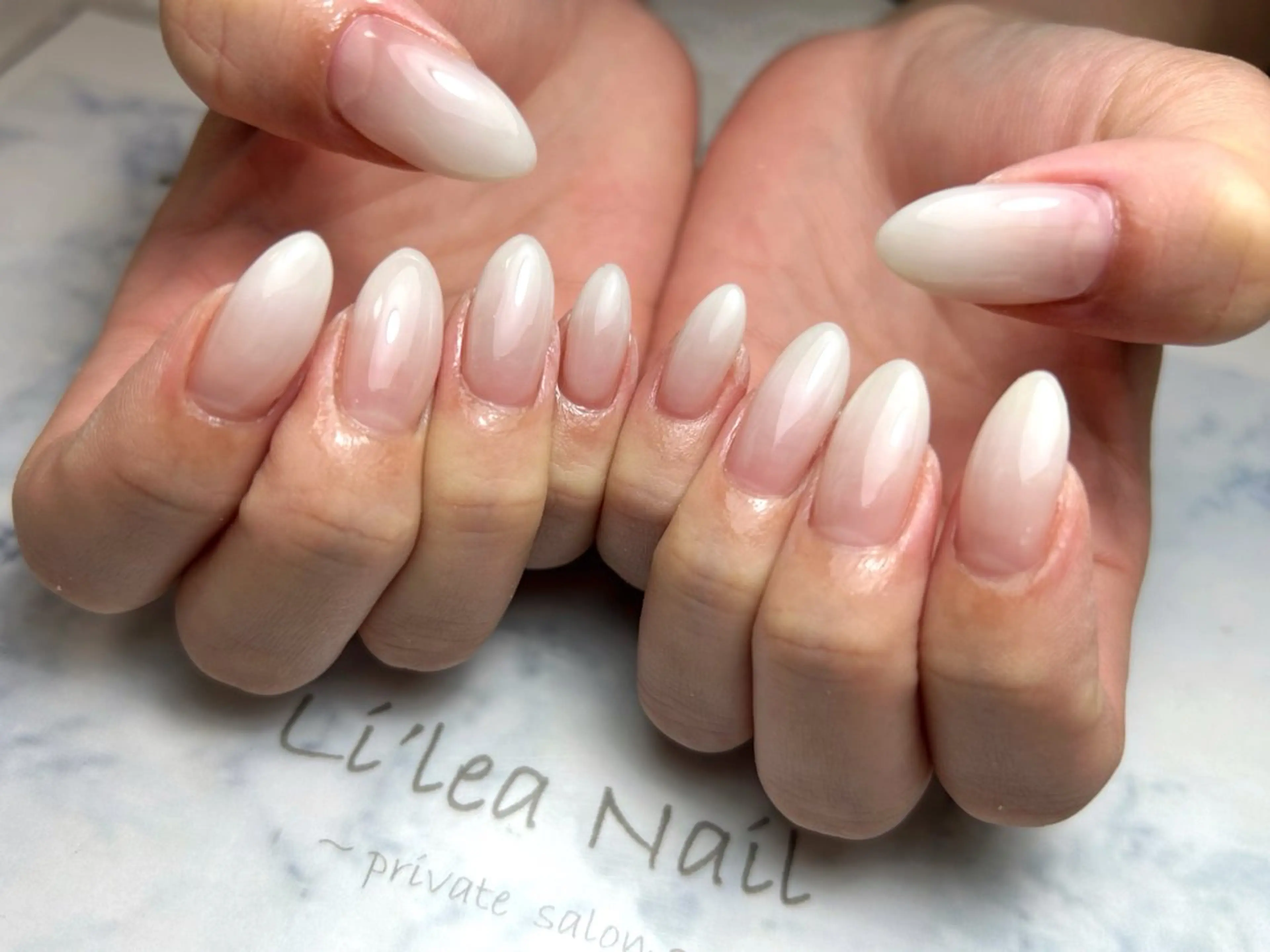 ネイル Li'leaNail AINAのネイルデザイン