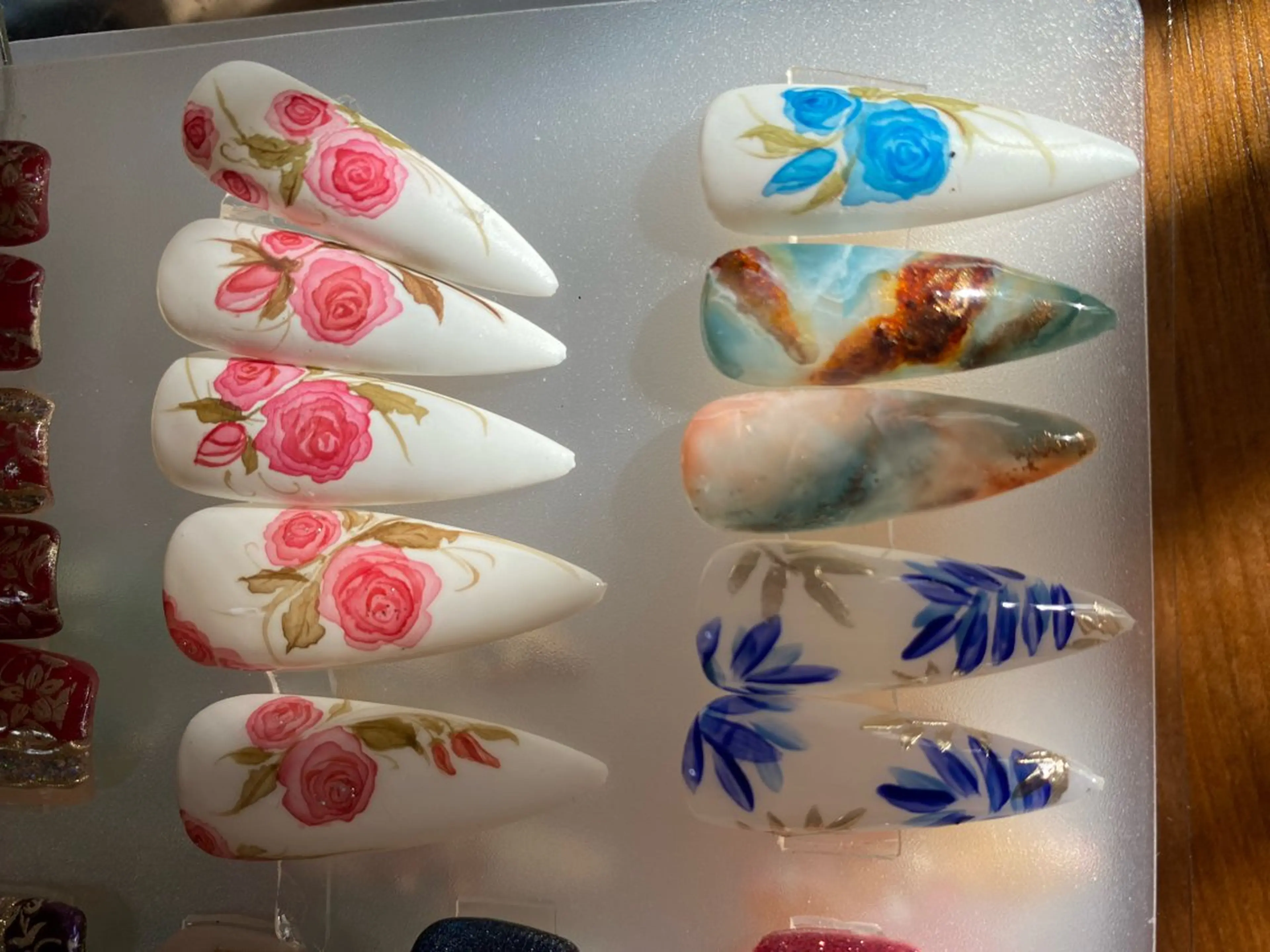 ネイル ホウ エンのネイルデザイン