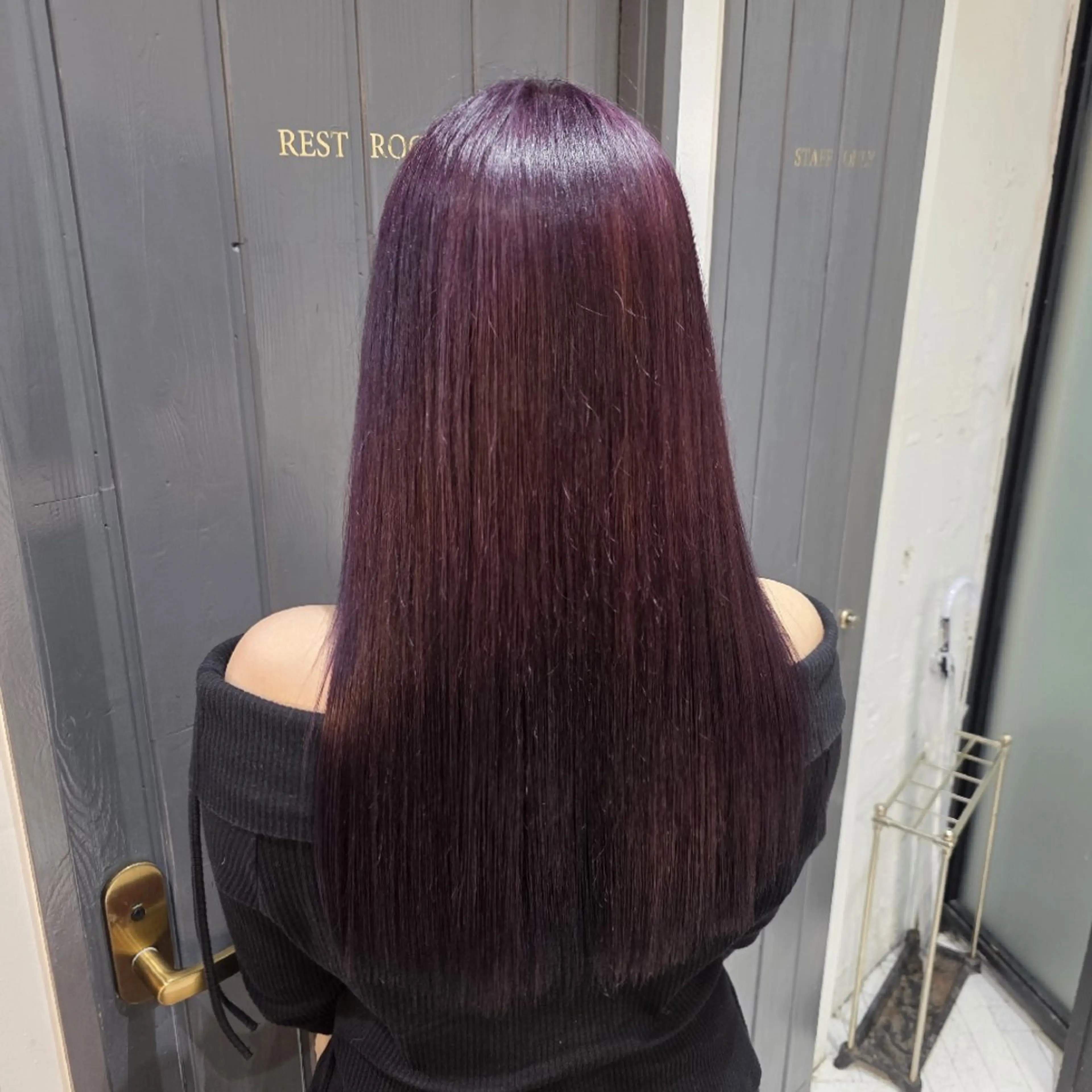 ロング カラー ブリーチ パープルカラー ヘアカラー トリートメント ヘアセット メンズヘア&メイク/ ハイトーン/りゅうのヘアスタイル
