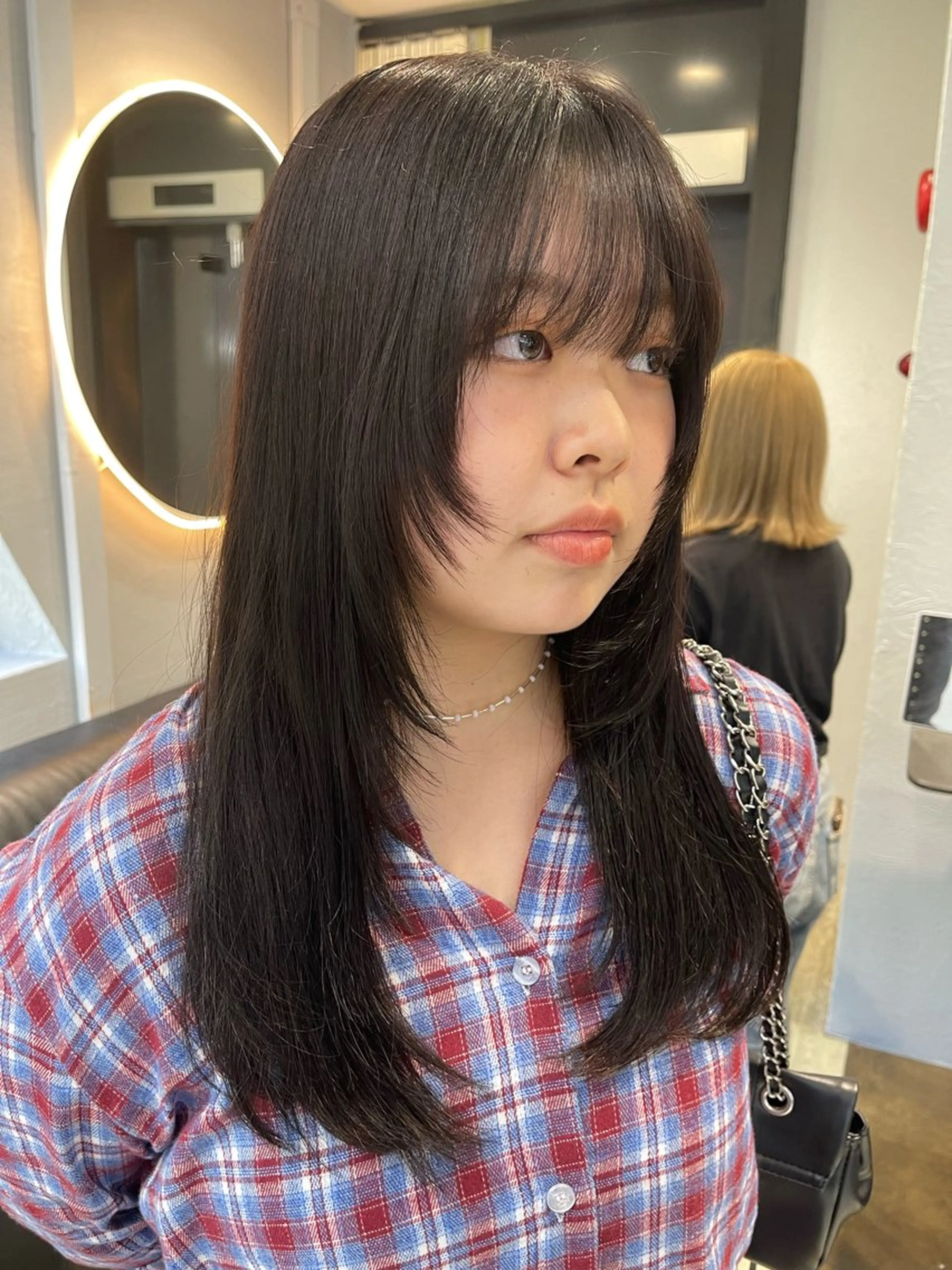 ロング カラー ブリーチ ケアブリーチ デザインカラー ダブルカラー イヤリングカラー カット ヘアカラー 宮崎　達也 ブリーチ／レイヤーのヘアスタイル
