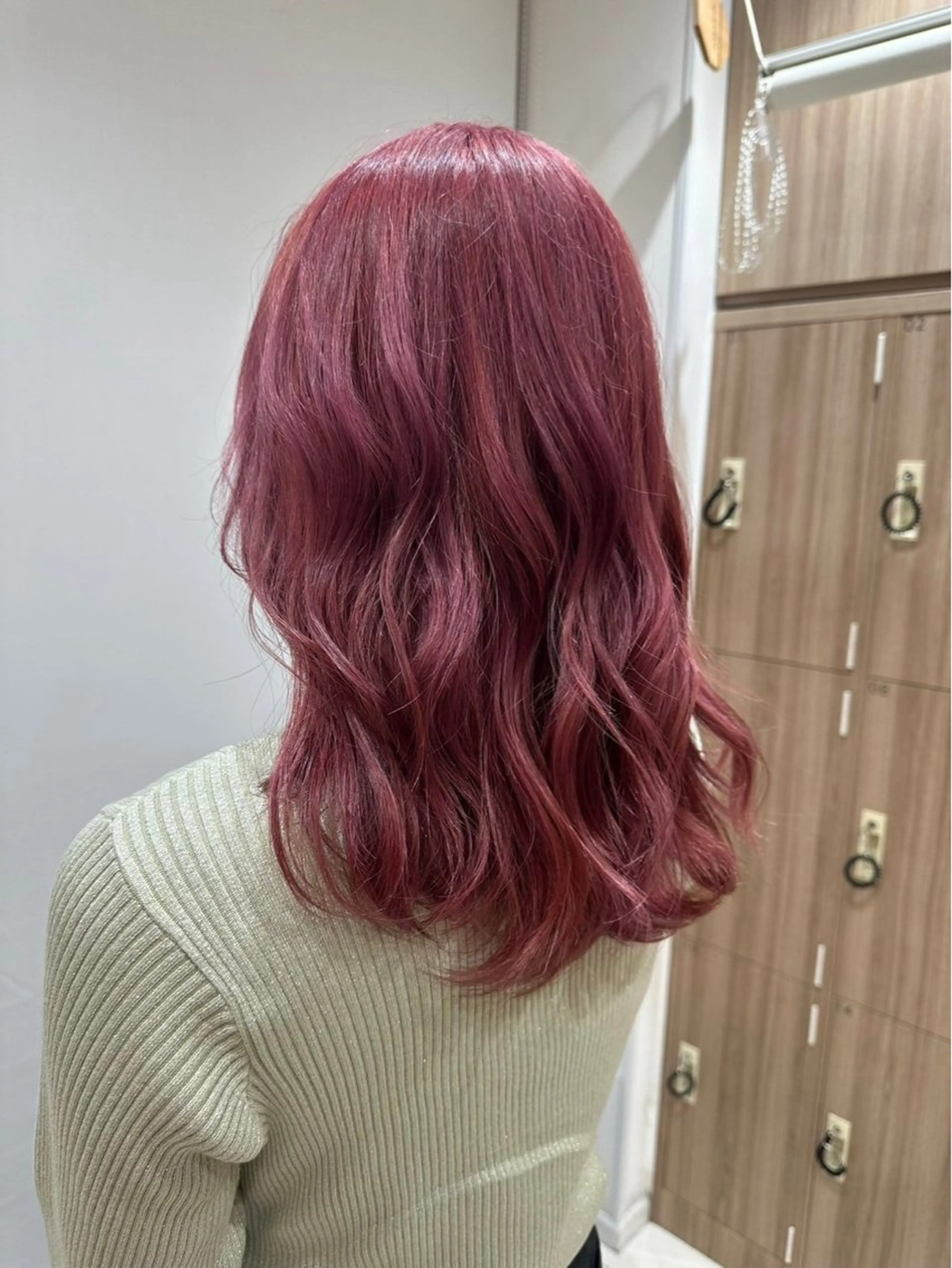 セミロング カラー ヘアカラー 柿崎 浩美のヘアスタイル