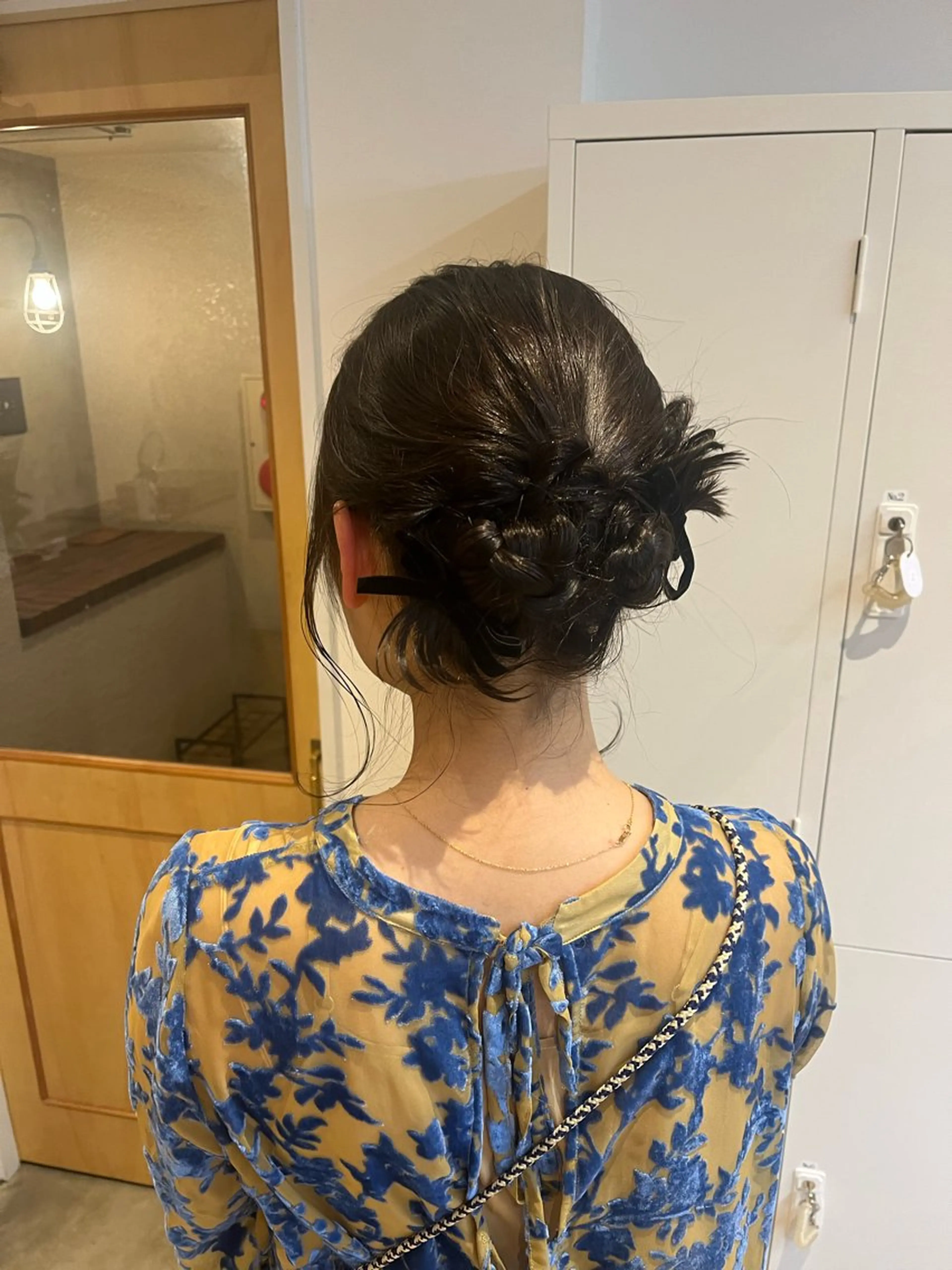 カラー オリーブカラー 凜 (りん)のヘアスタイル
