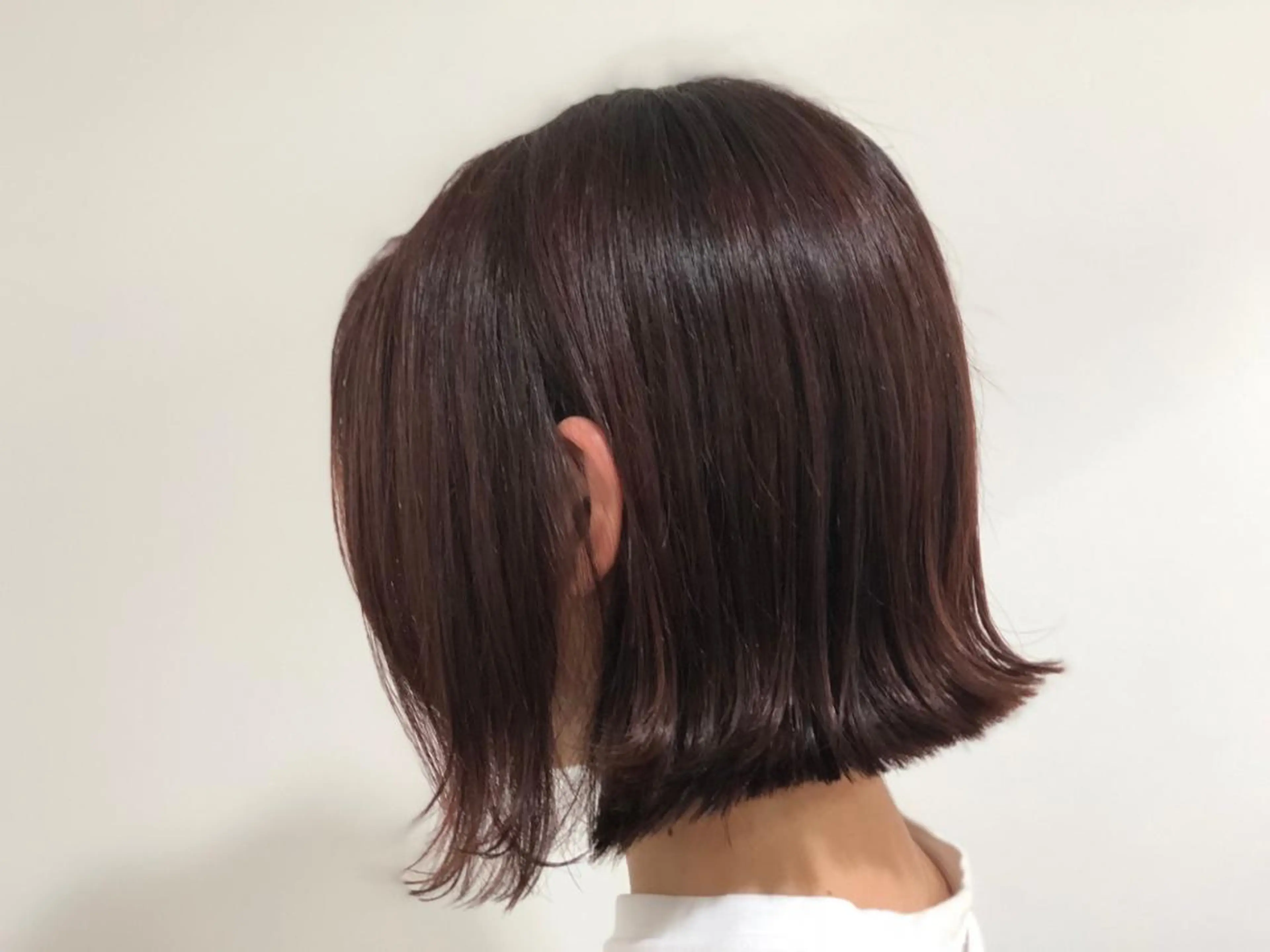 カラー よしだ しおりのヘアスタイル