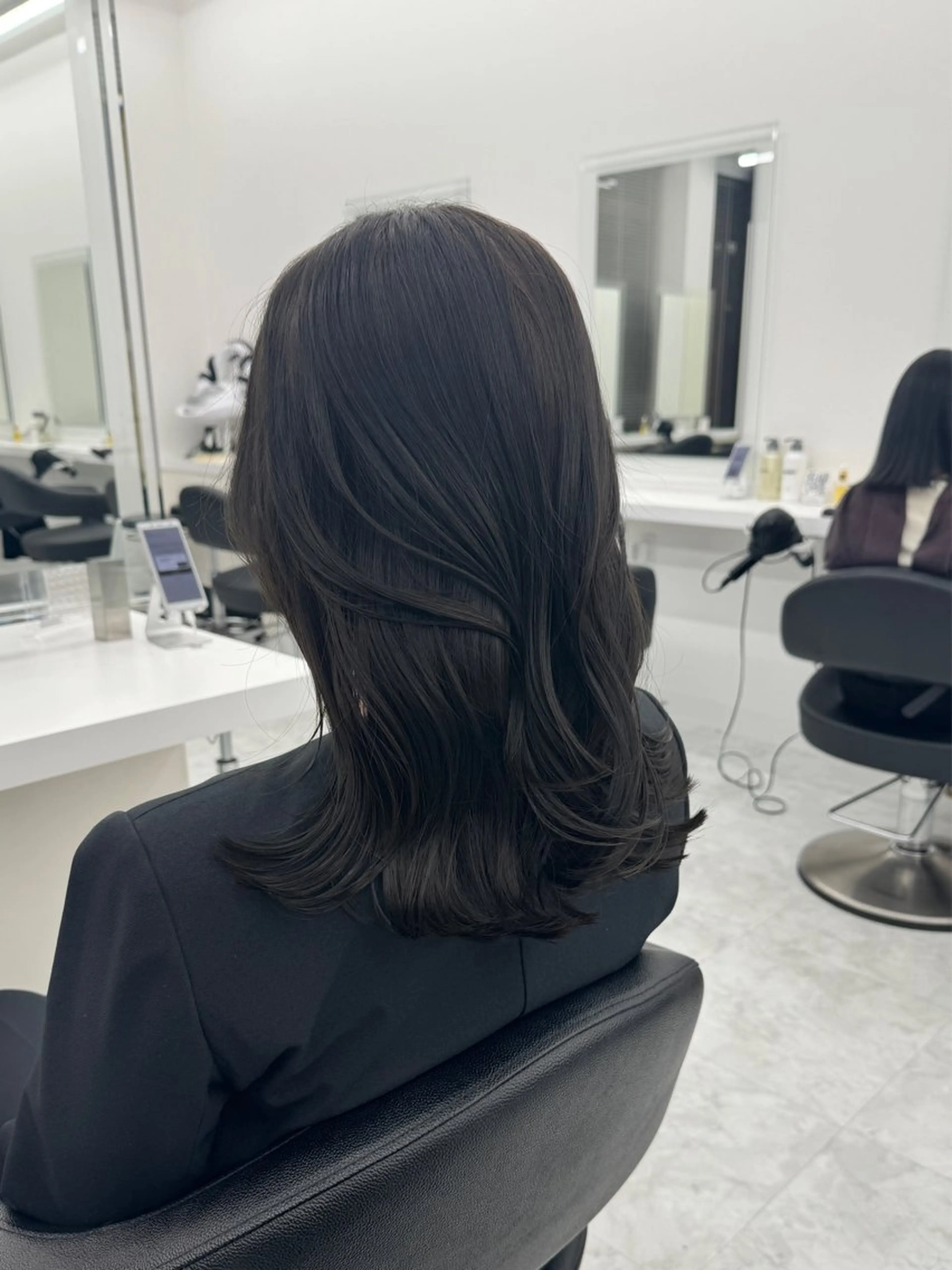 ミディアム カラー カット ヘアカラー トリートメント ヘッドスパ ヘアセット 💖透明感カラー＆暗 髪専門💖Akariのヘアスタイル