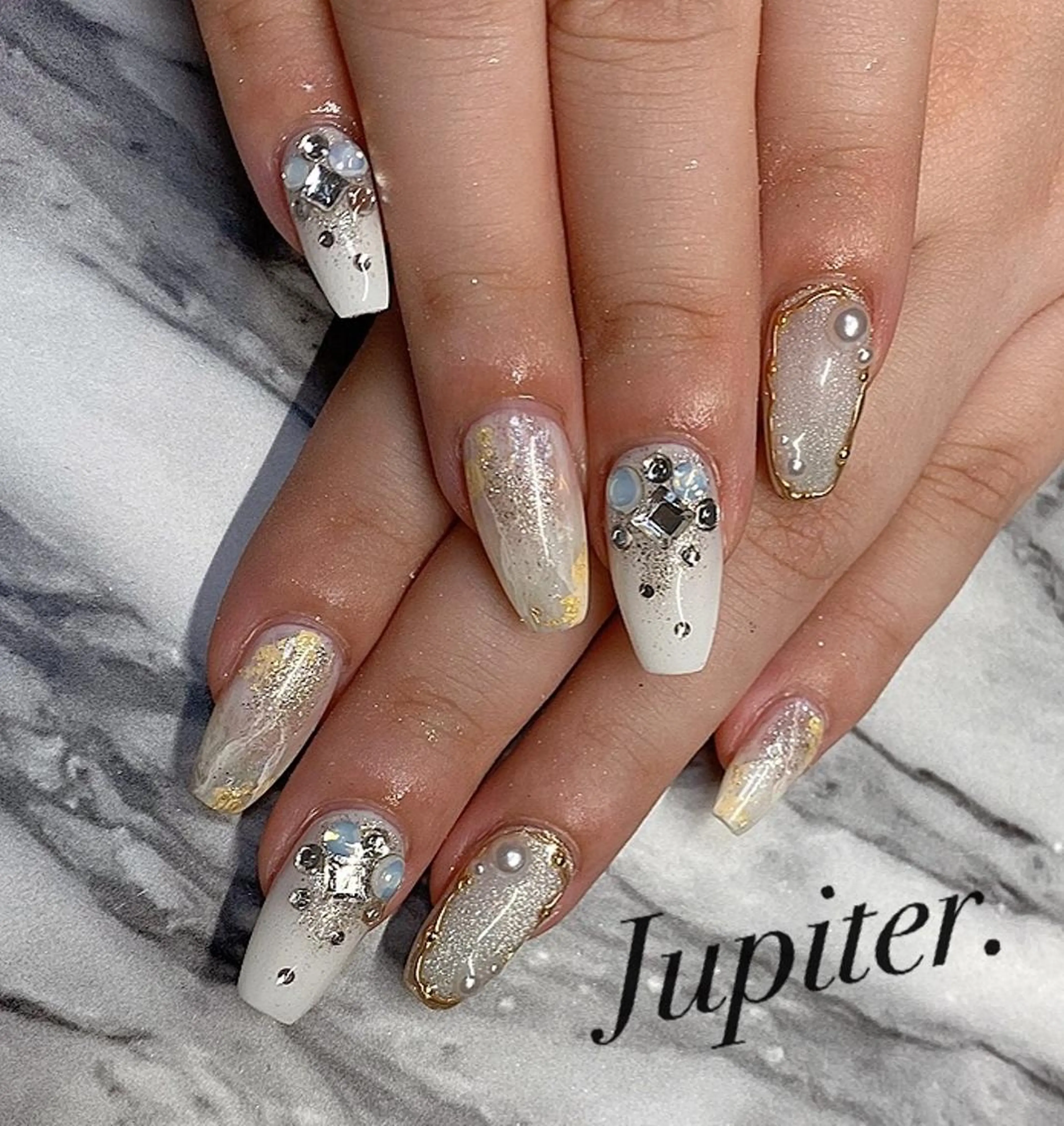 ネイル ハンドネイル PrivateSalon Jupiter所属・Jupiter .のネイルデザイン