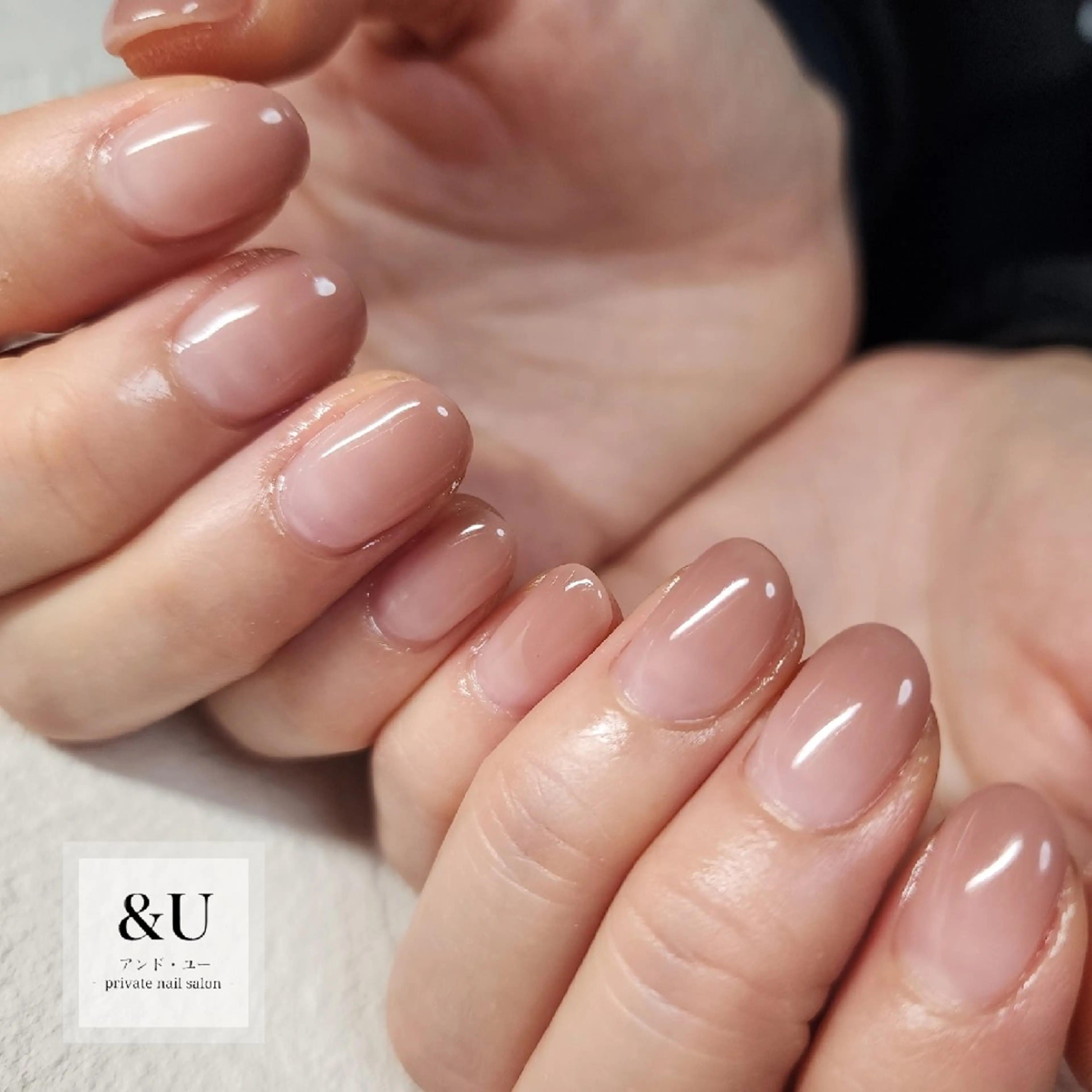 ネイル フレンチネイル グラデーション ロングネイル ハンドネイル ＆Ｕ (アンド・ユー)のネイルデザイン