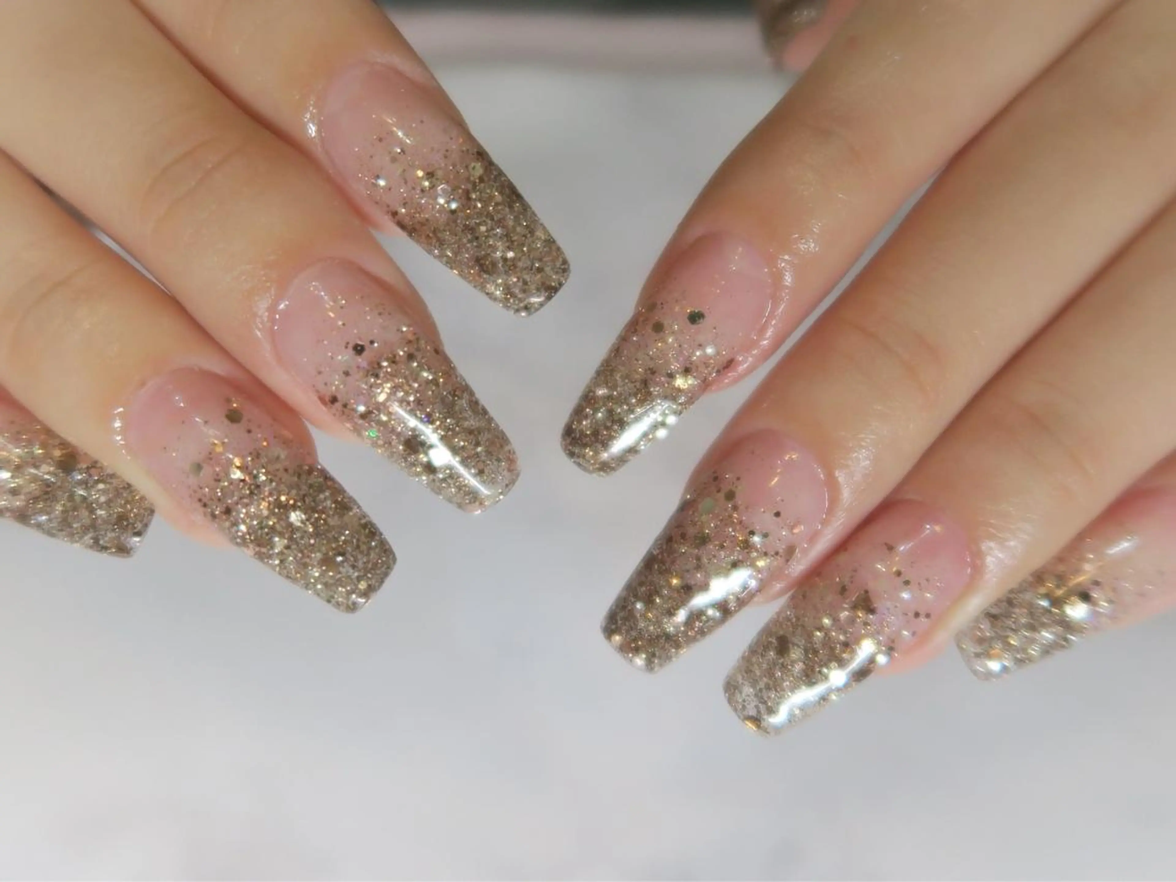 ロング ネイル gloss nail 代々木上原のネイルデザイン