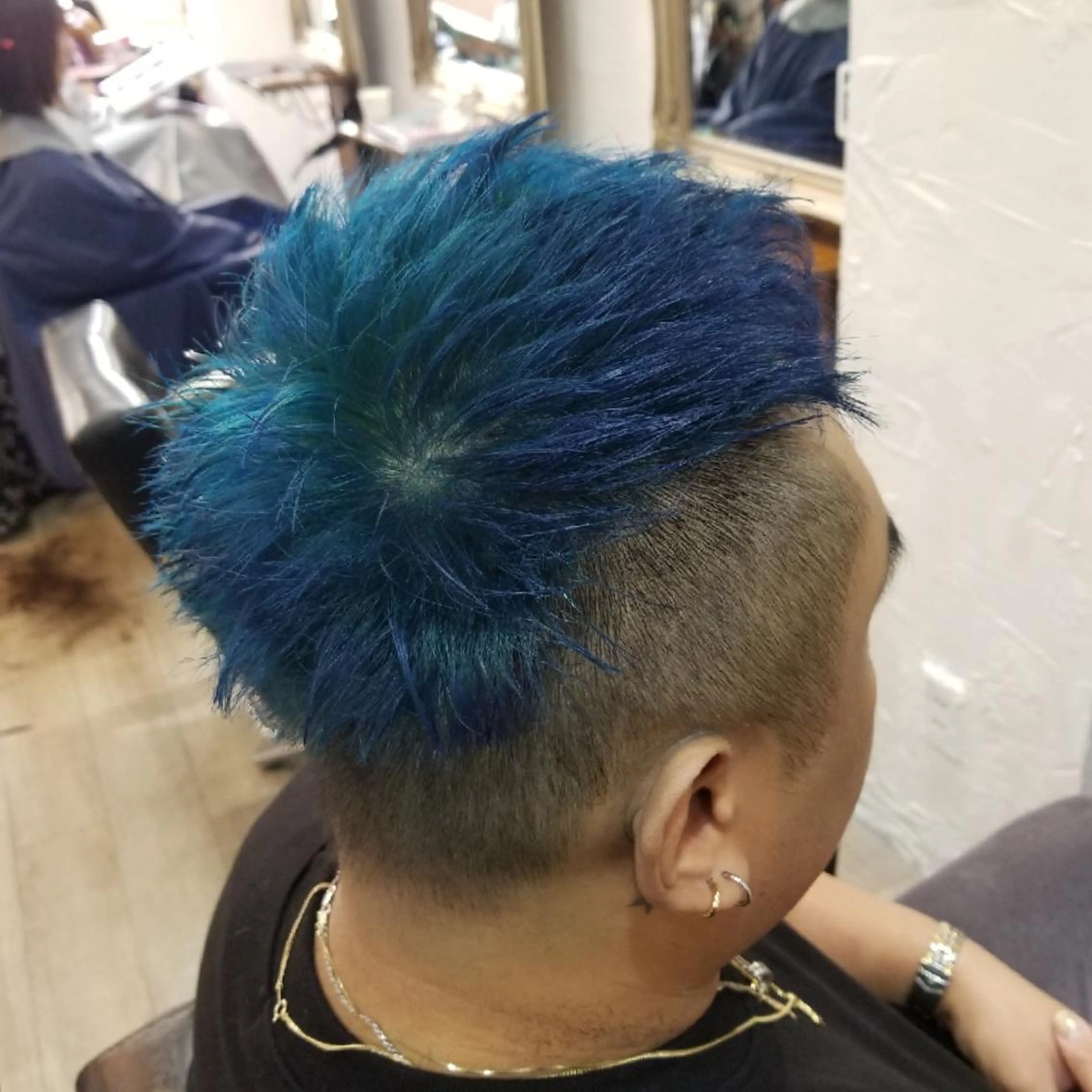 ショート カラー メンズ ヘアカラー トリートメント bathair  所属・bathair 持田侑祐のヘアスタイル